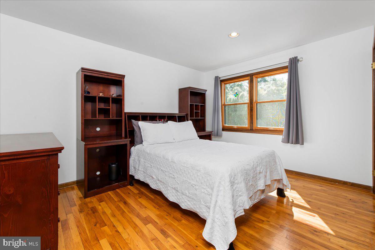 WYNNEWOOD - Residential