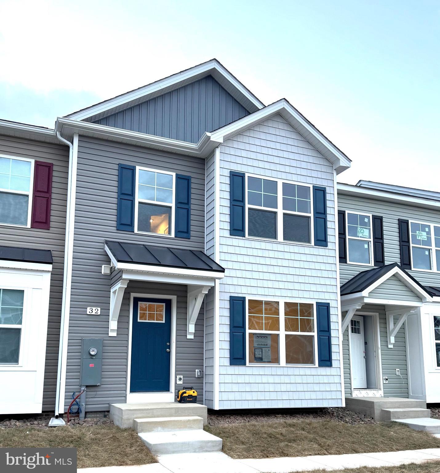 HERITAGE HILLS - Residential