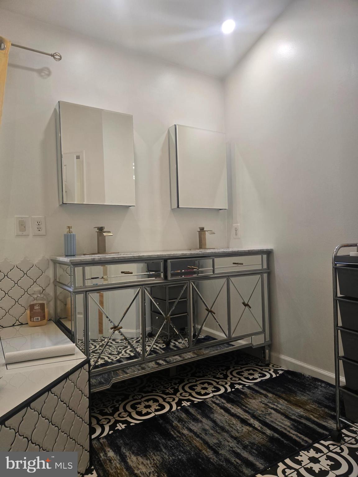 CHERRYTREE PARK - Residential Lease