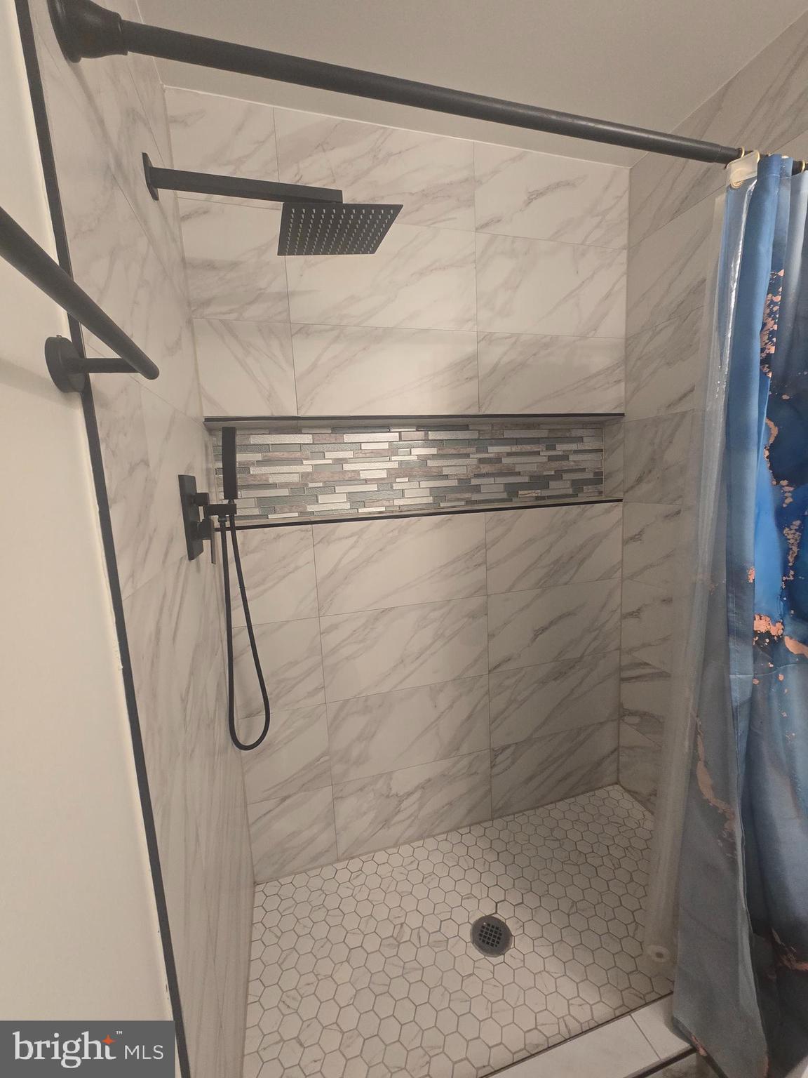 CHERRYTREE PARK - Residential Lease