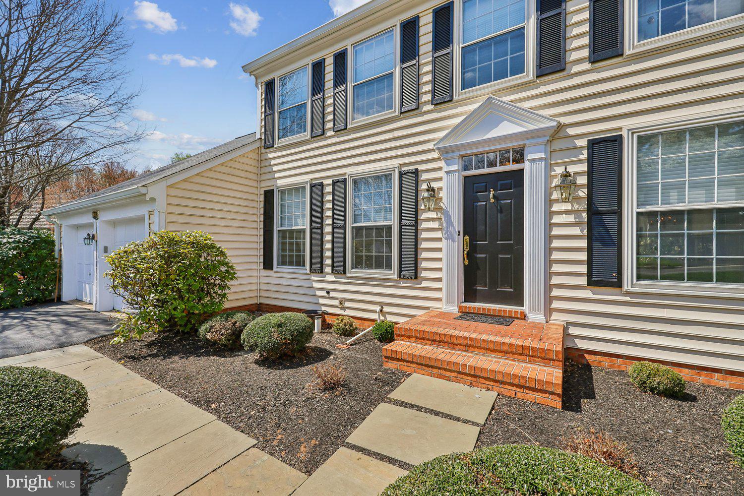 DUFIEF MILL BROOK - Residential