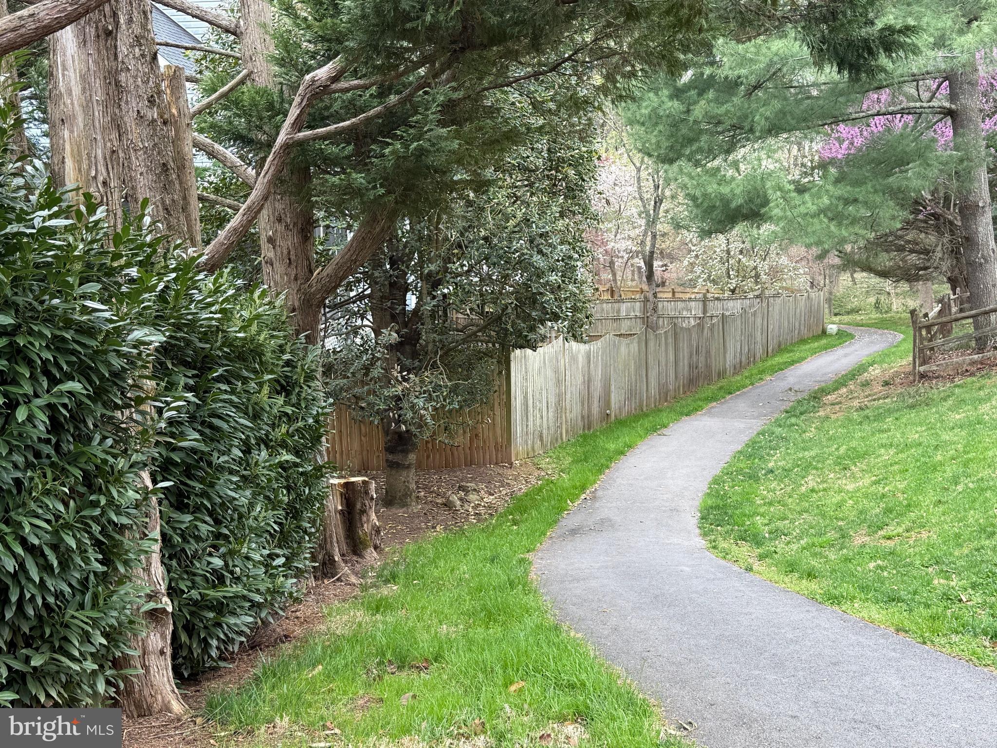 DUFIEF MILL BROOK - Residential