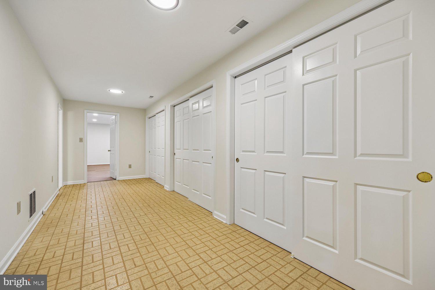 DUFIEF MILL BROOK - Residential