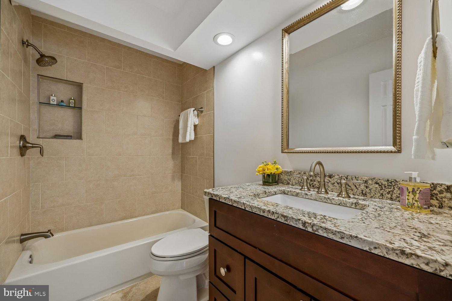 DUFIEF MILL BROOK - Residential