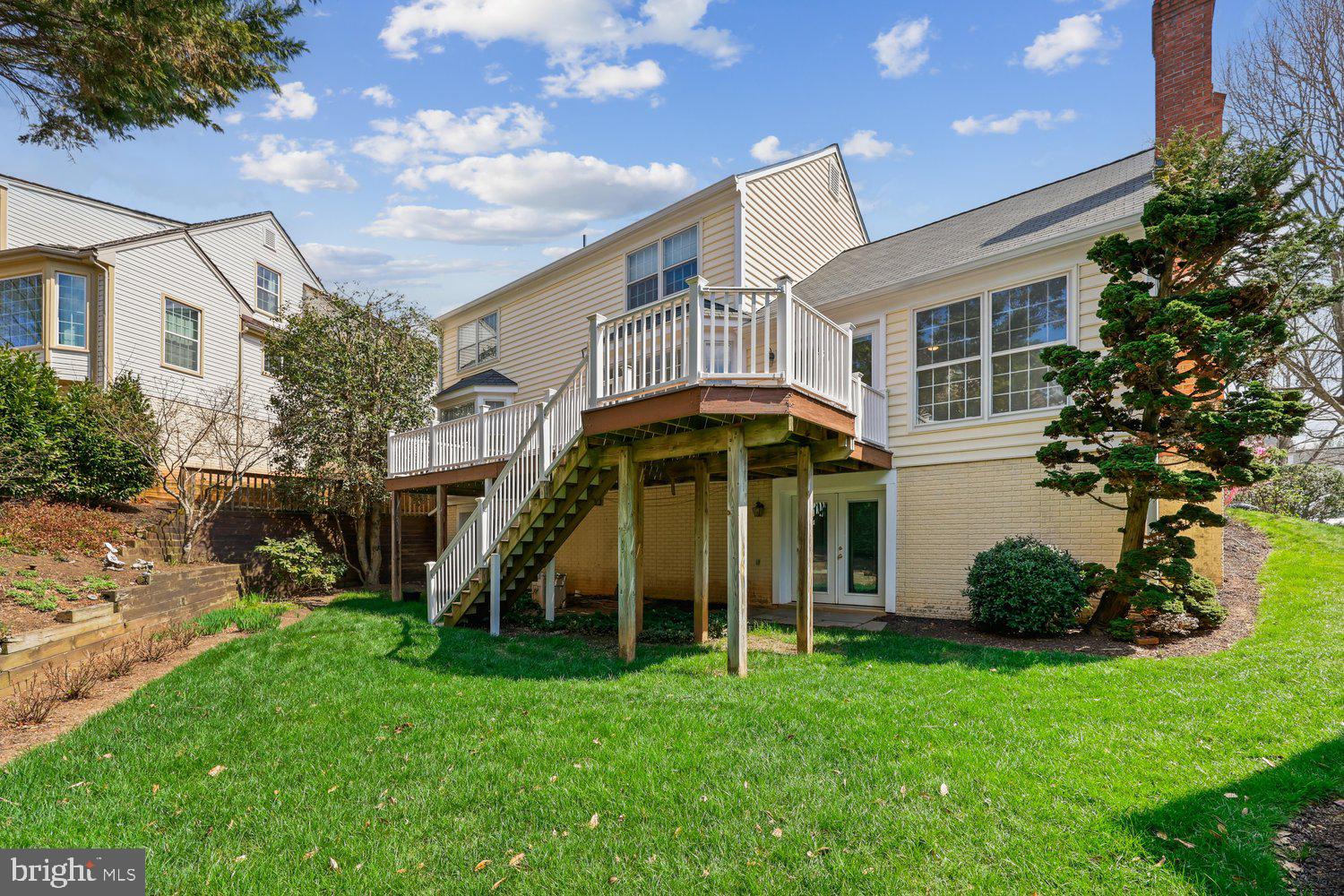 DUFIEF MILL BROOK - Residential