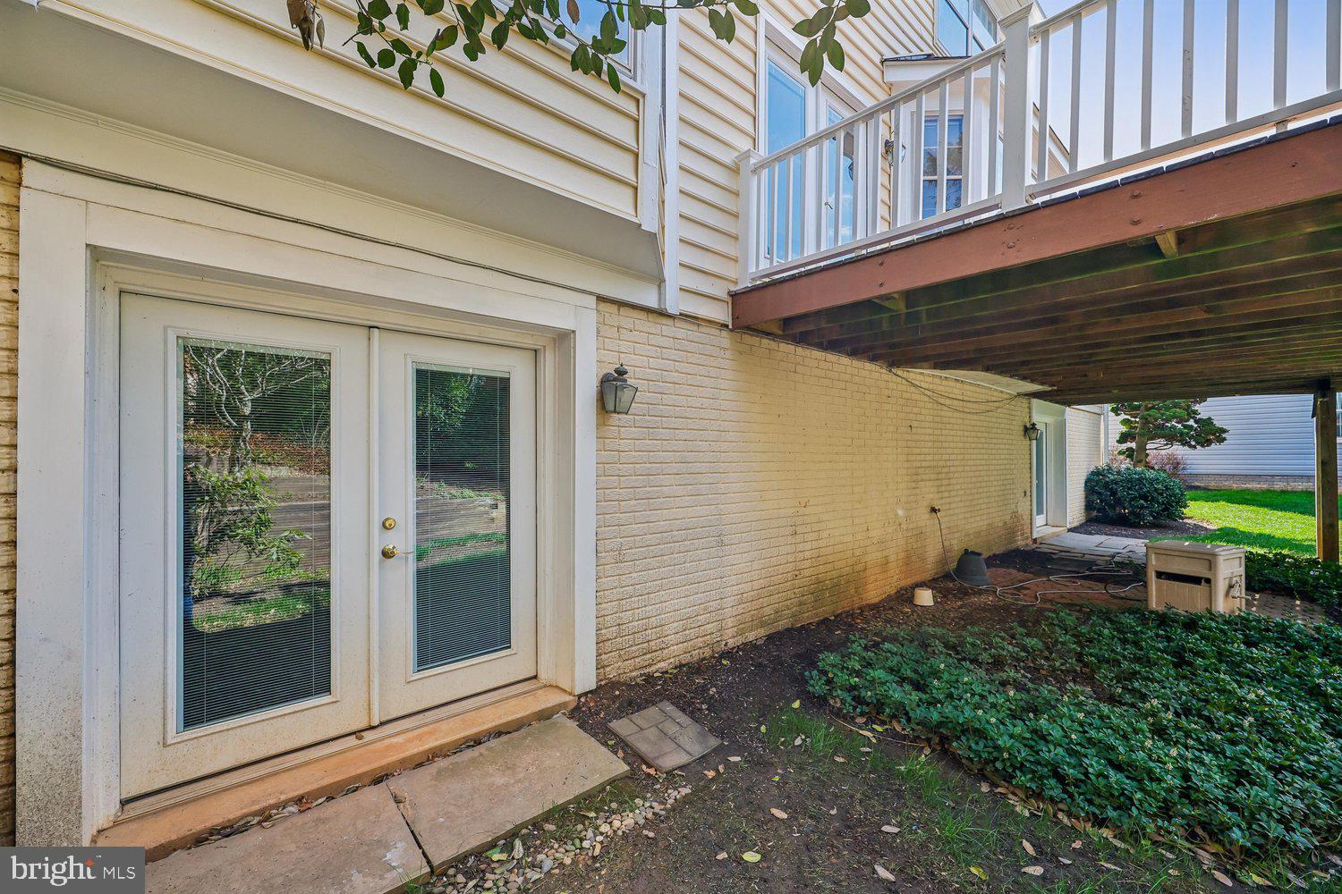 DUFIEF MILL BROOK - Residential