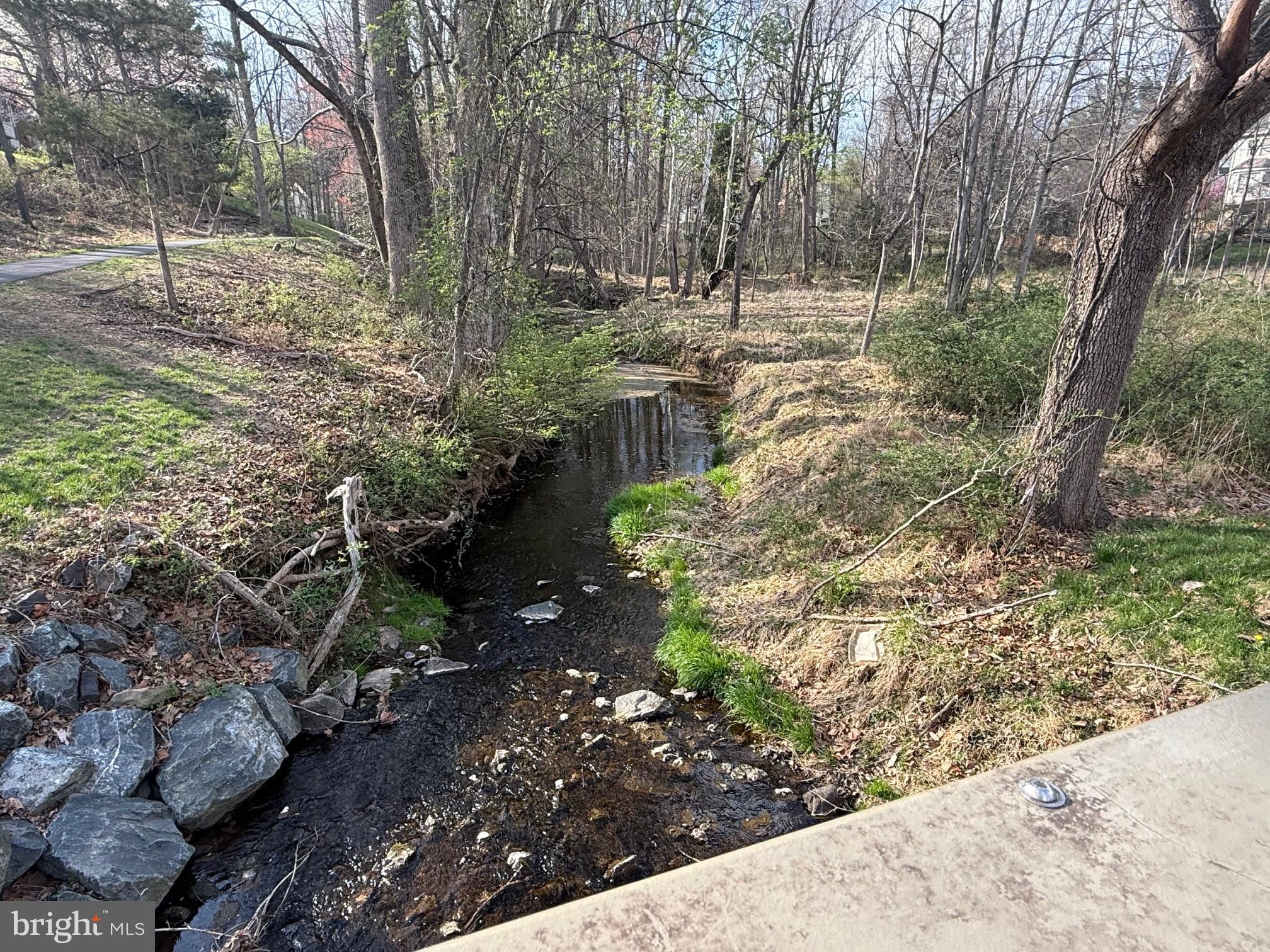 DUFIEF MILL BROOK - Residential