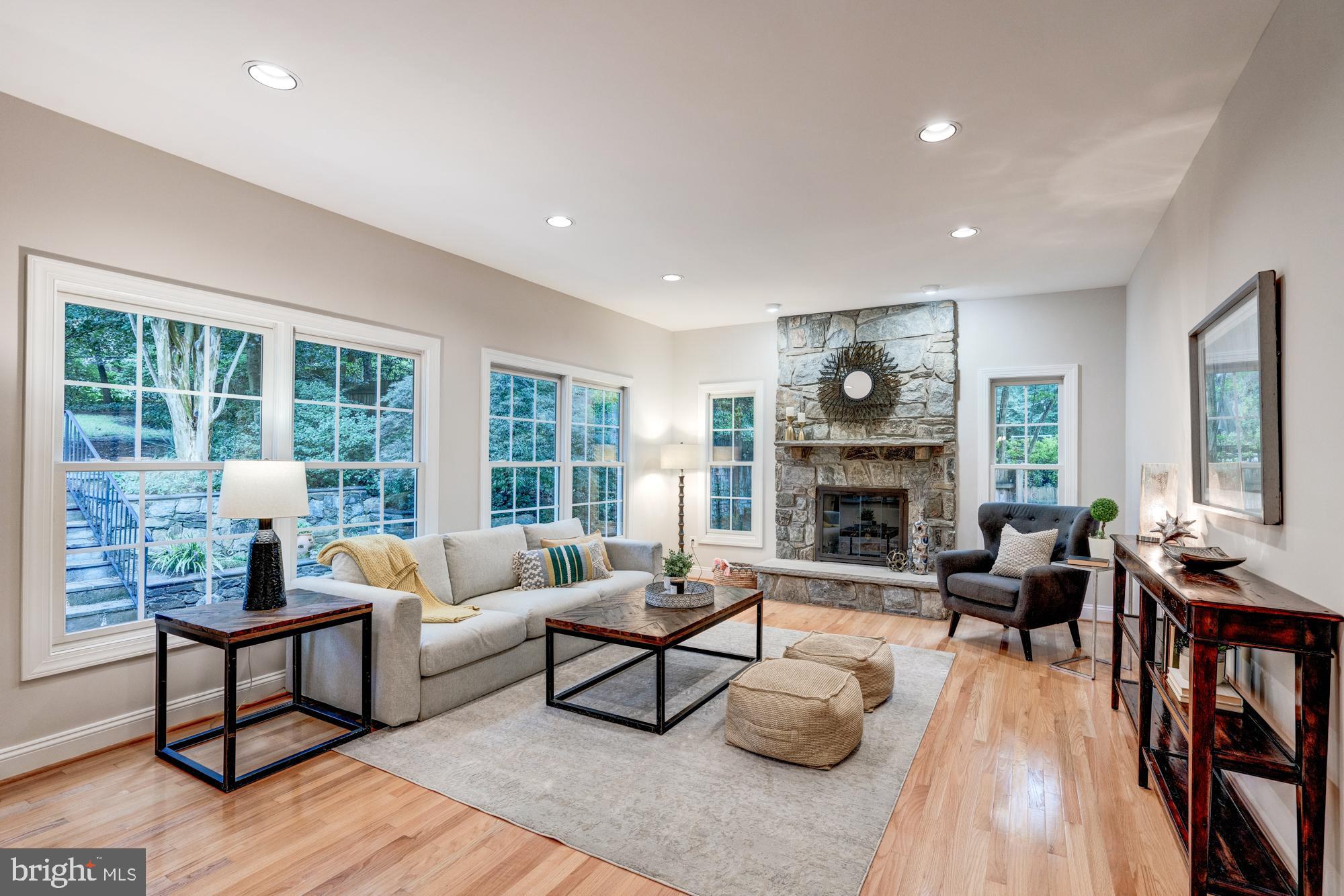 GLEN ECHO HEIGHTS - Residential