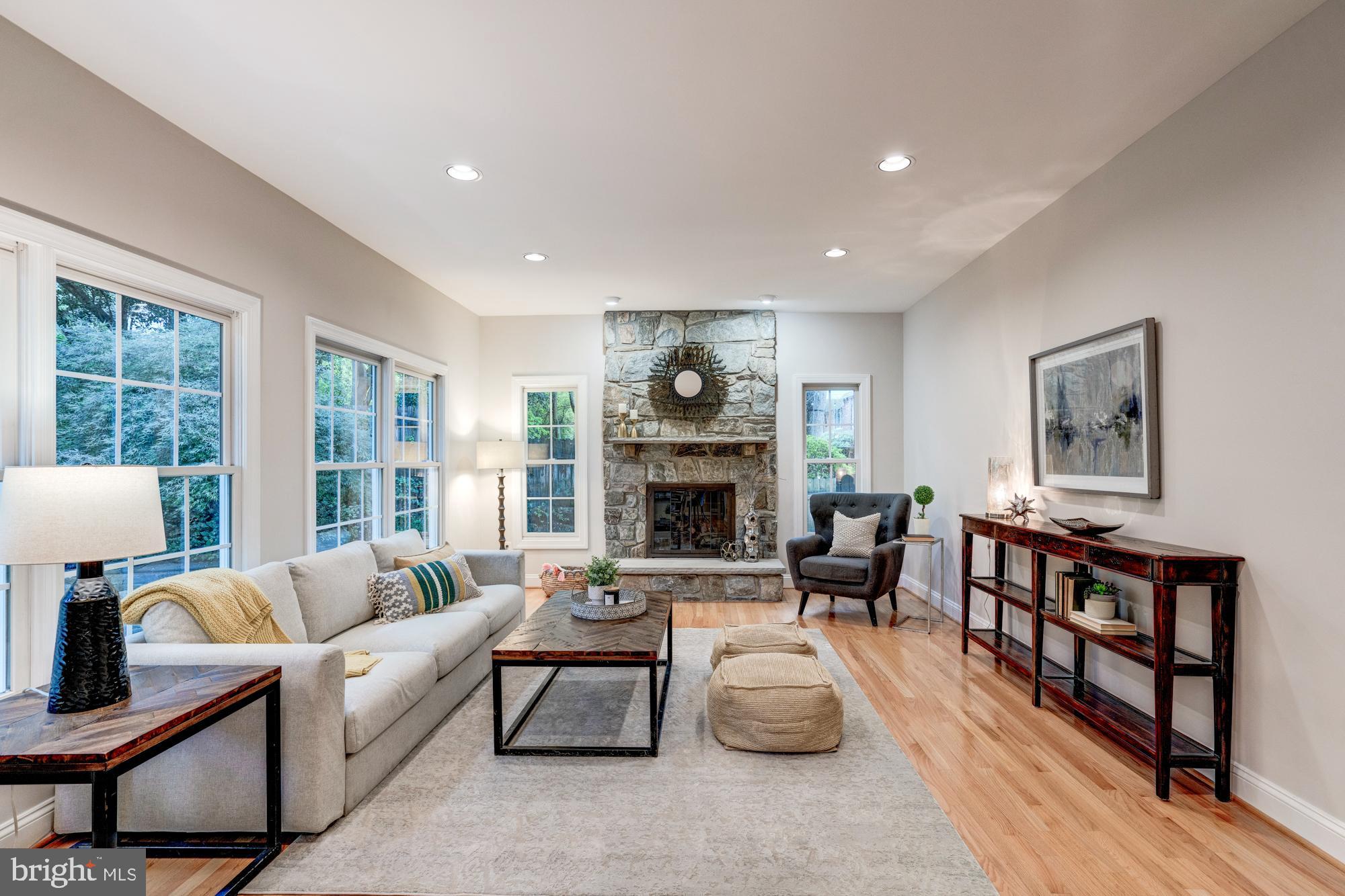 GLEN ECHO HEIGHTS - Residential