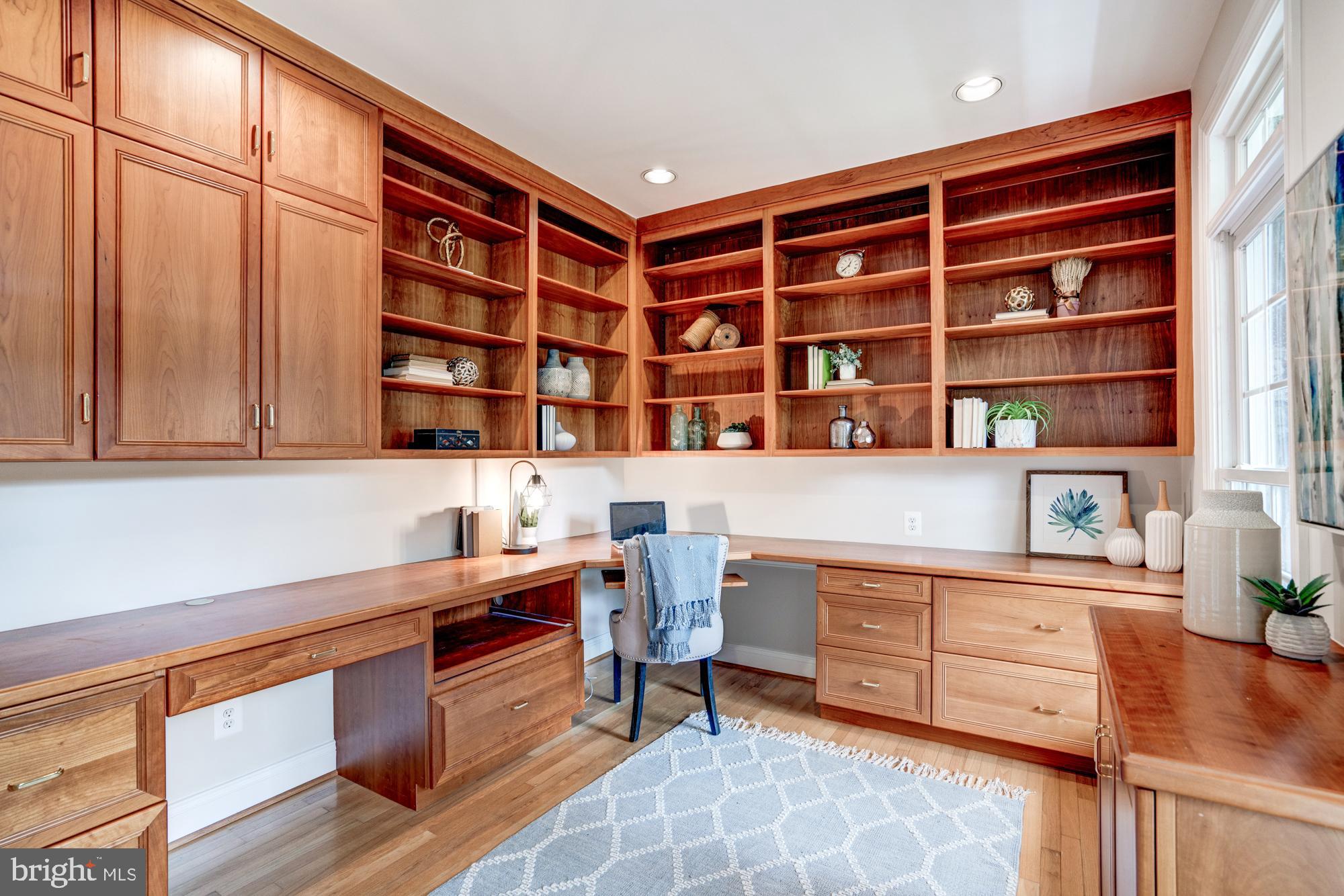 GLEN ECHO HEIGHTS - Residential