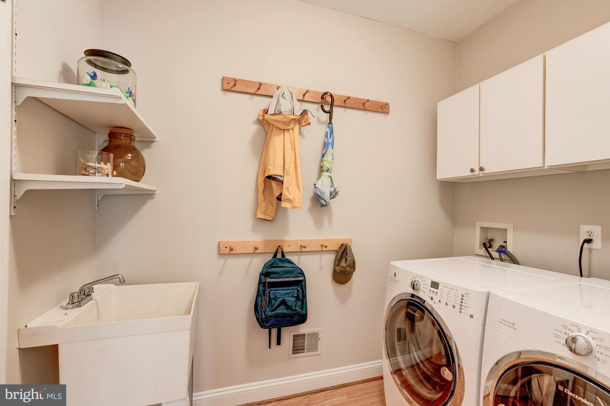 GLEN ECHO HEIGHTS - Residential