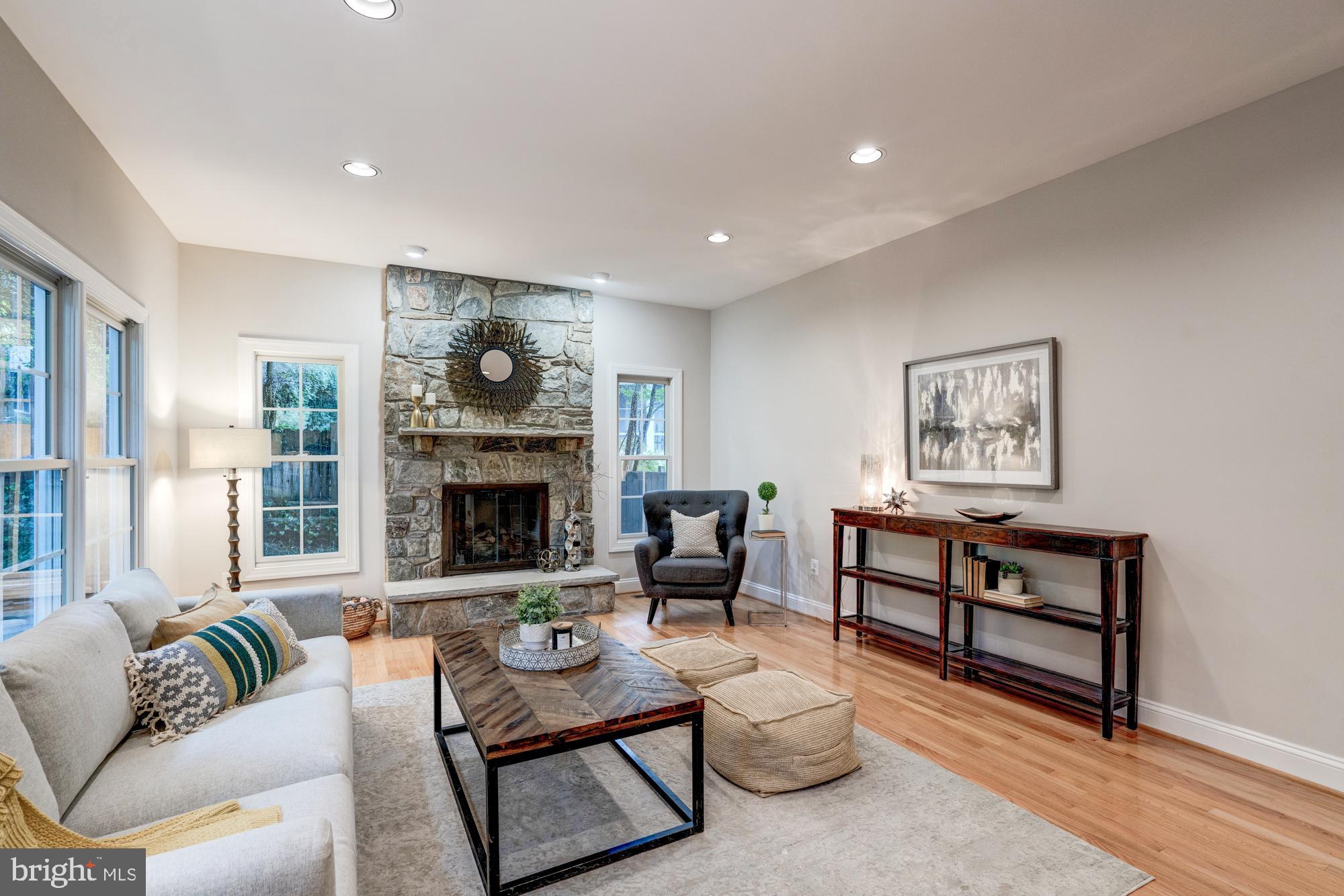 GLEN ECHO HEIGHTS - Residential