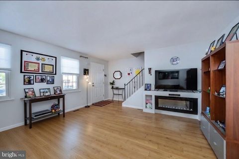 Townhouse For Sale - 1211 Fredrick Boulevard<br/> READING, PA 19605