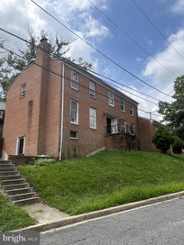 1724 31ST STREET SE WASHINGTON DC 20020