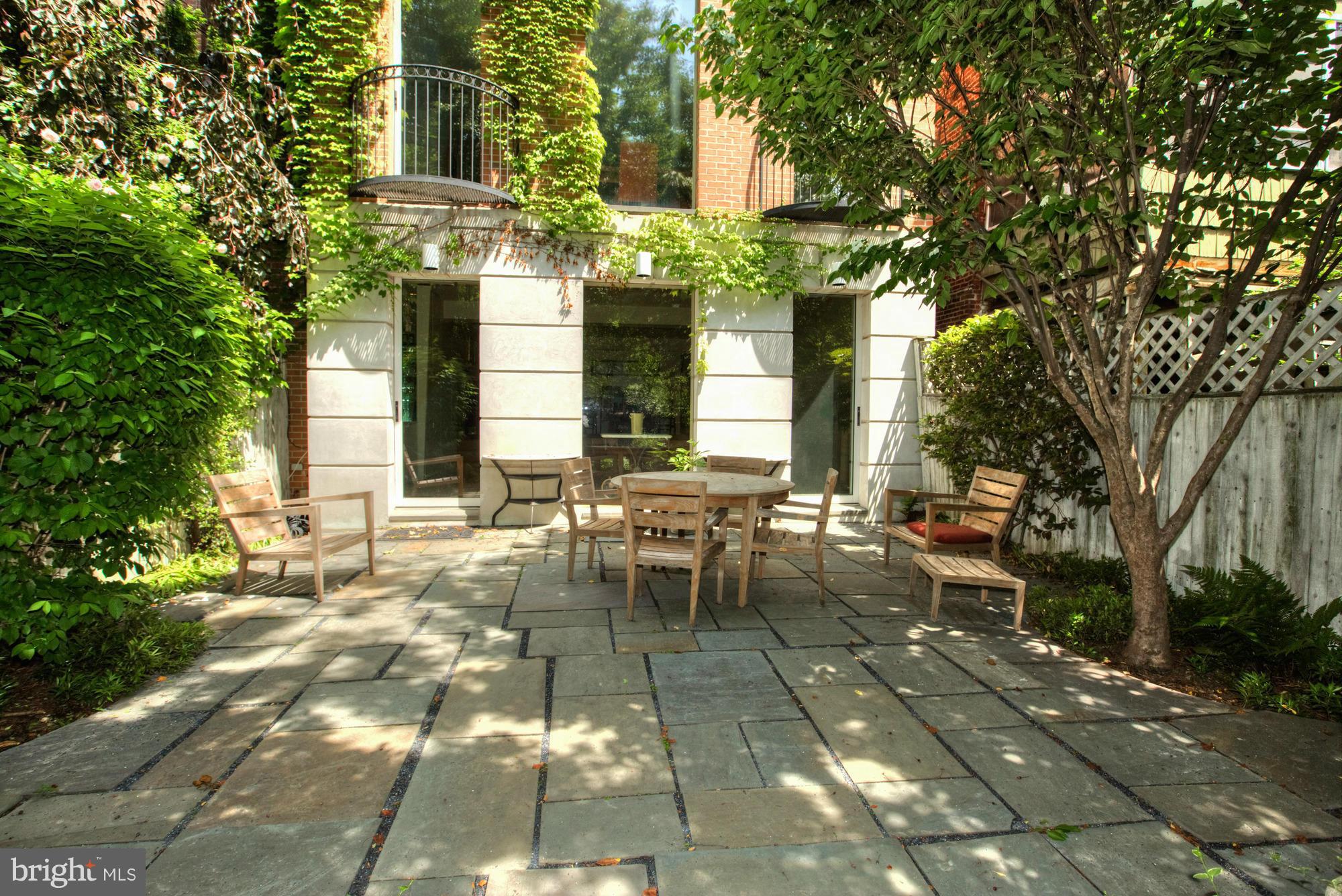 GEORGETOWN - Residential