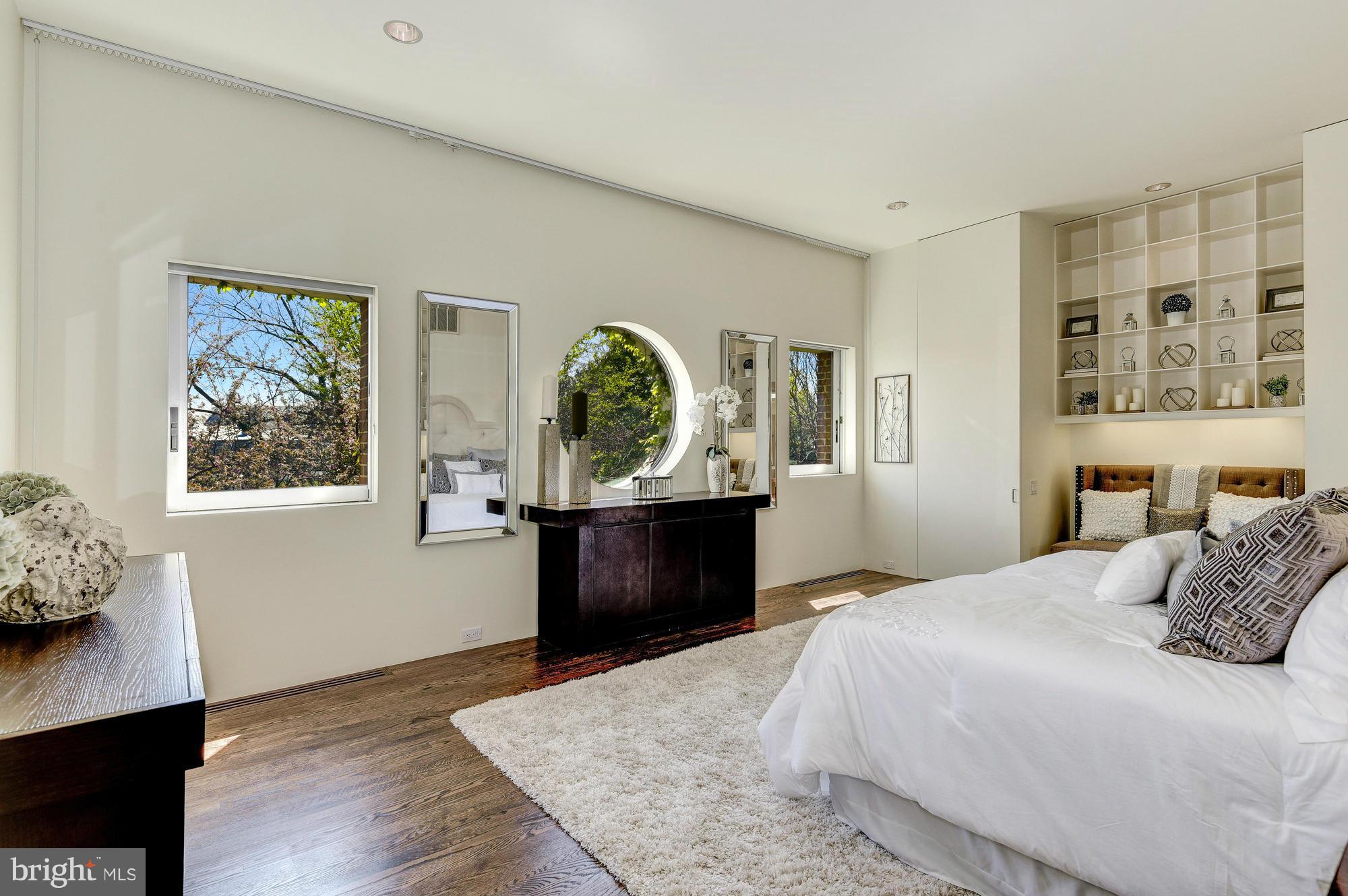 GEORGETOWN - Residential