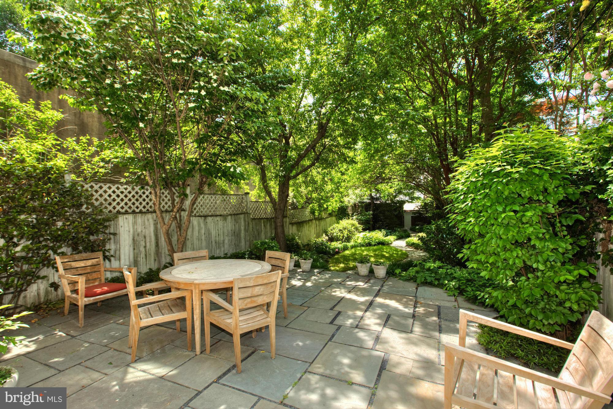 GEORGETOWN - Residential
