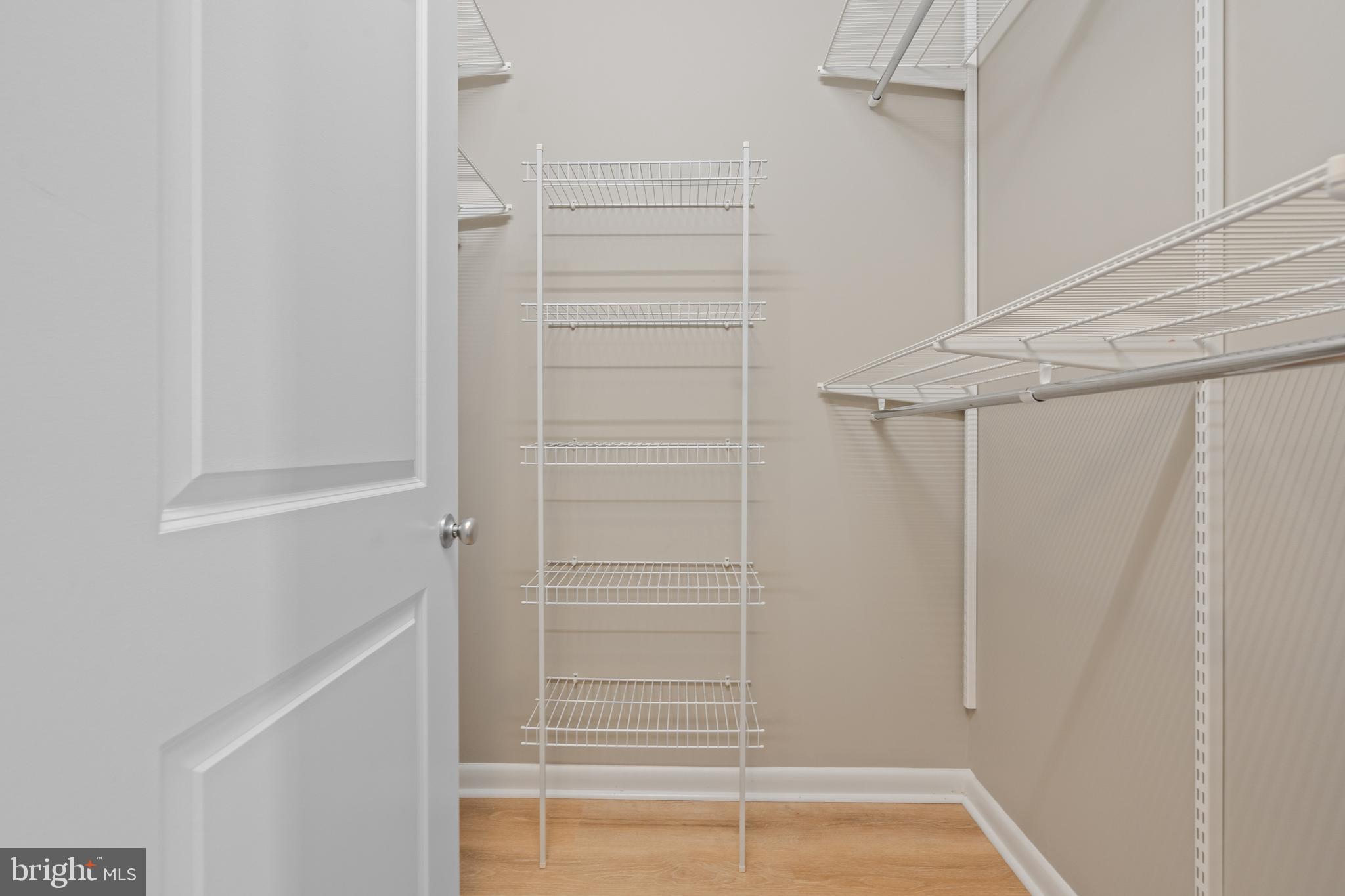 CONTINENTAL - Residential