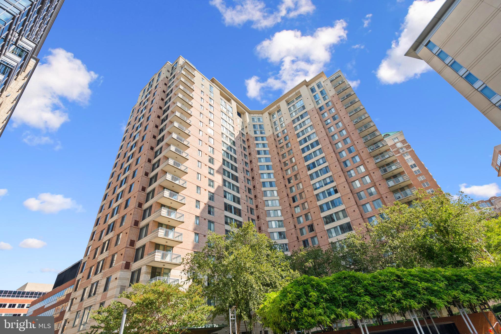 CONTINENTAL - Residential