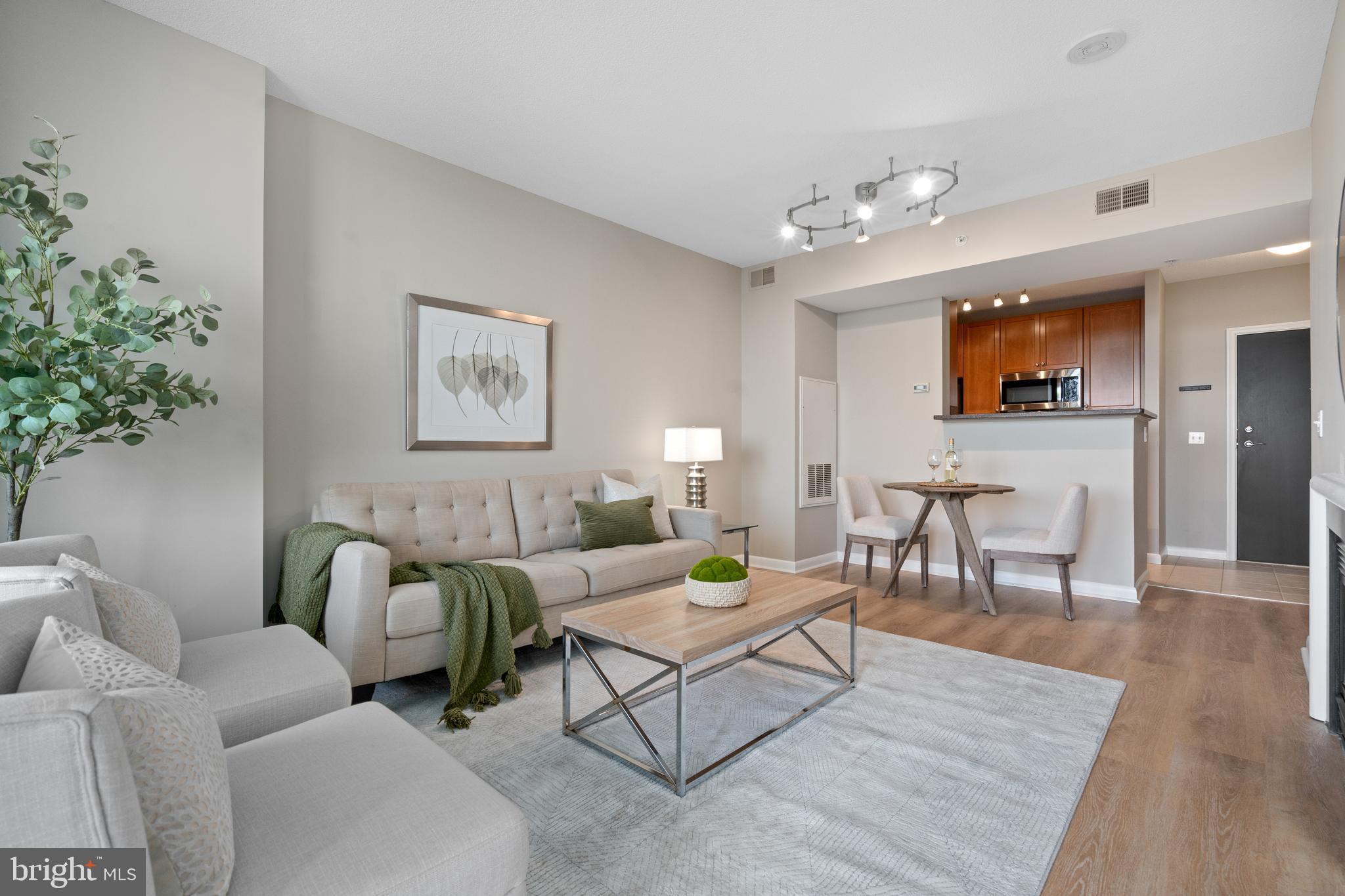 CONTINENTAL - Residential