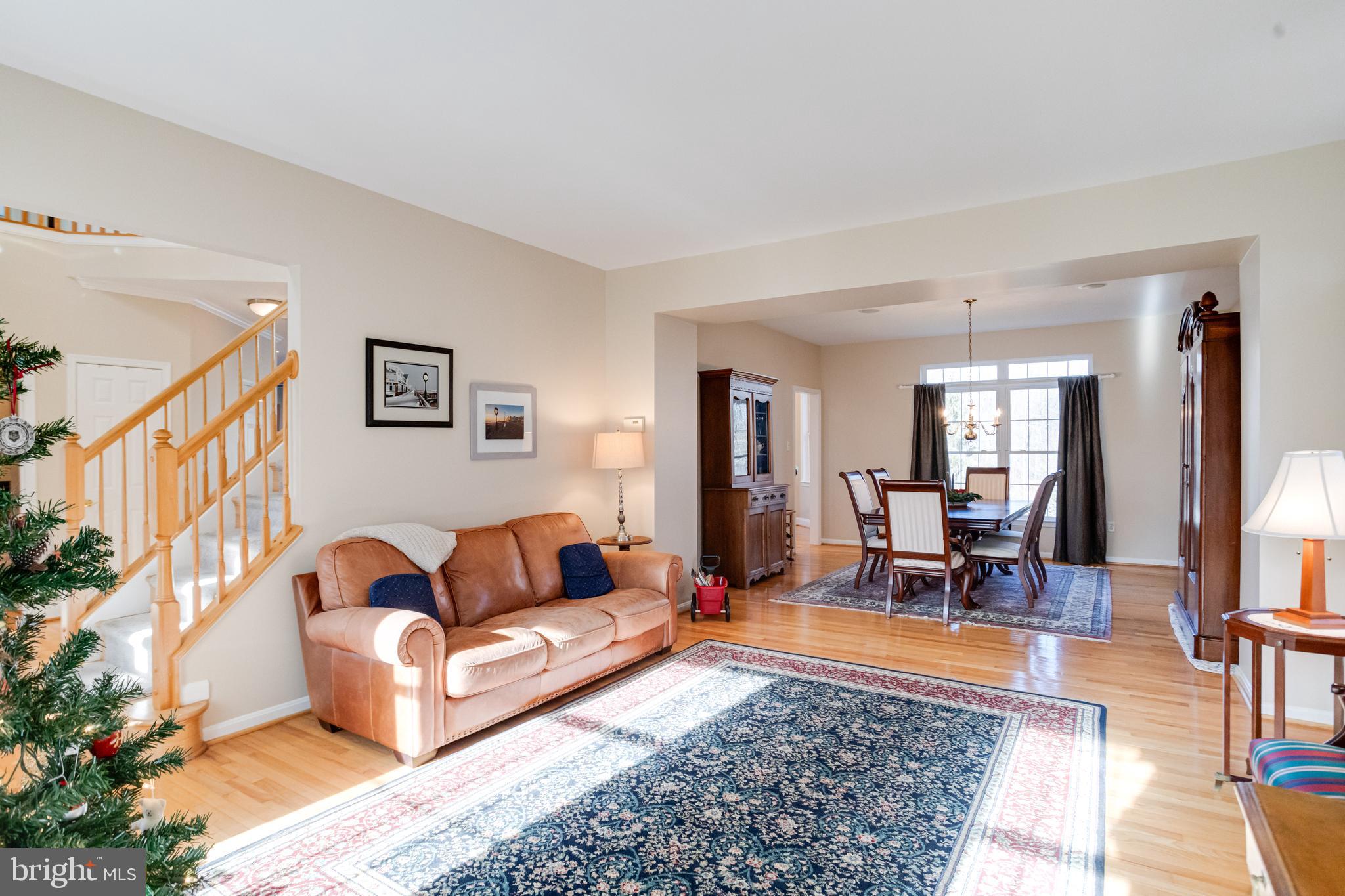 RIVERWALK - Residential