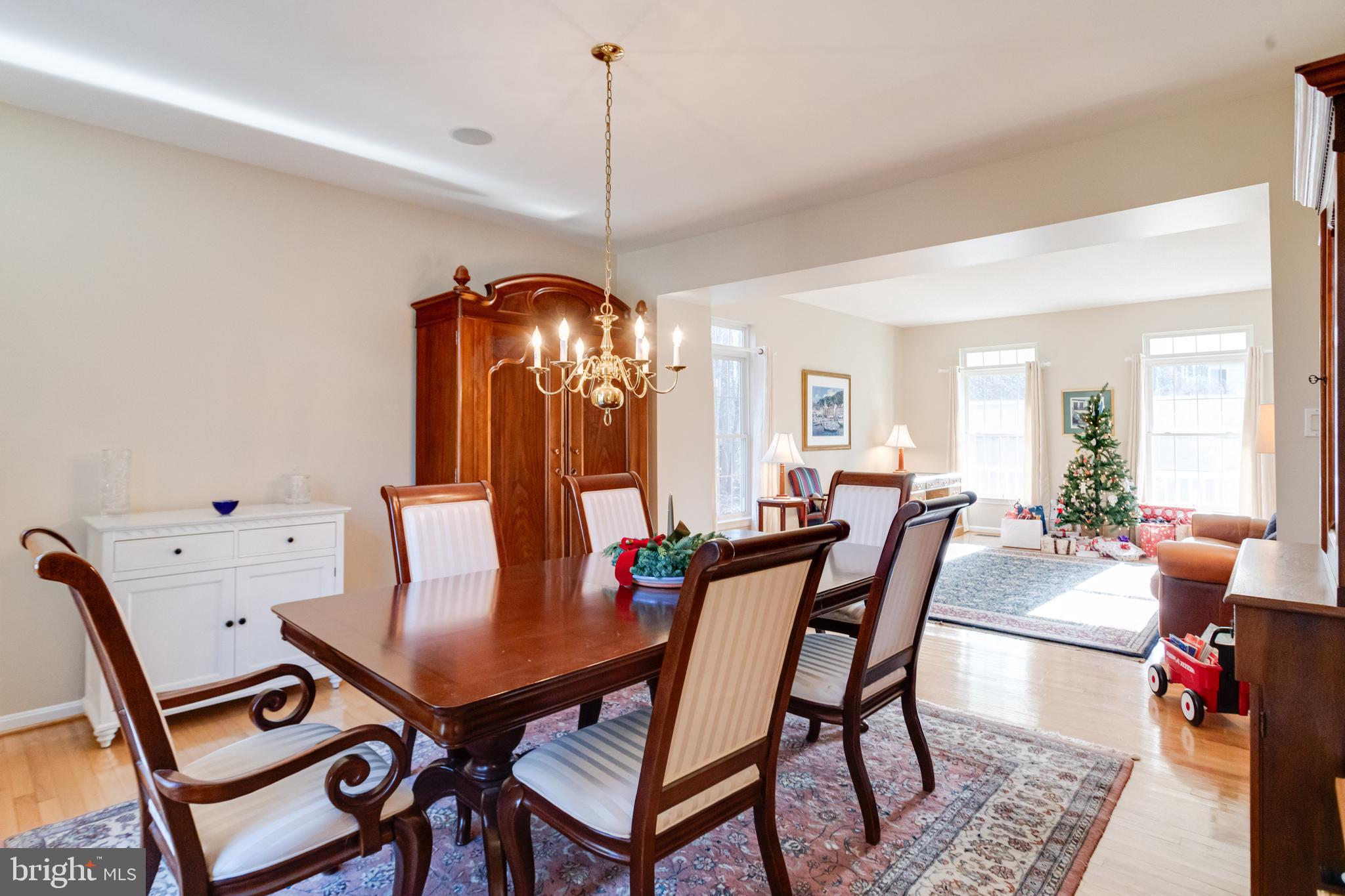 RIVERWALK - Residential