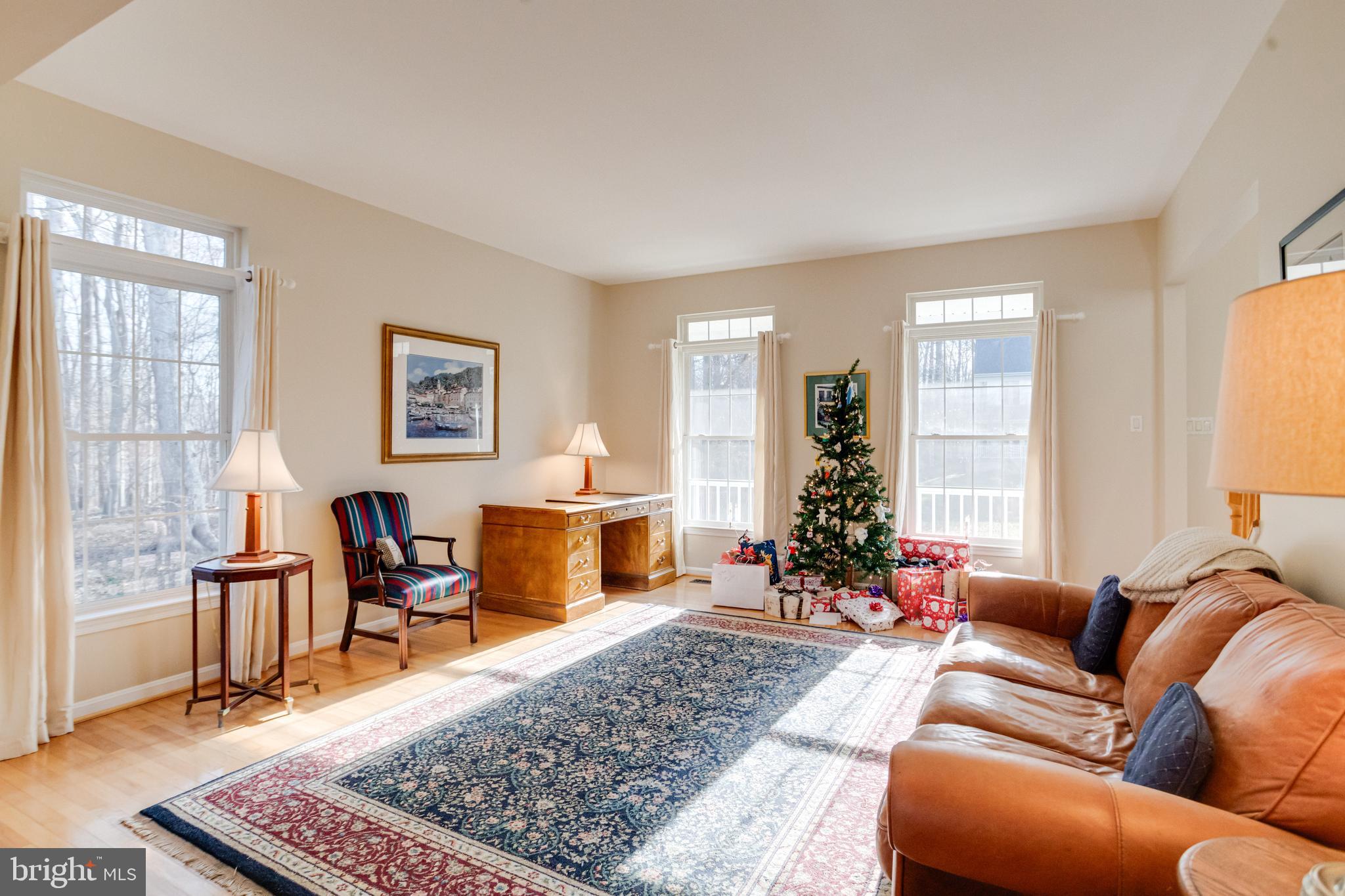 RIVERWALK - Residential