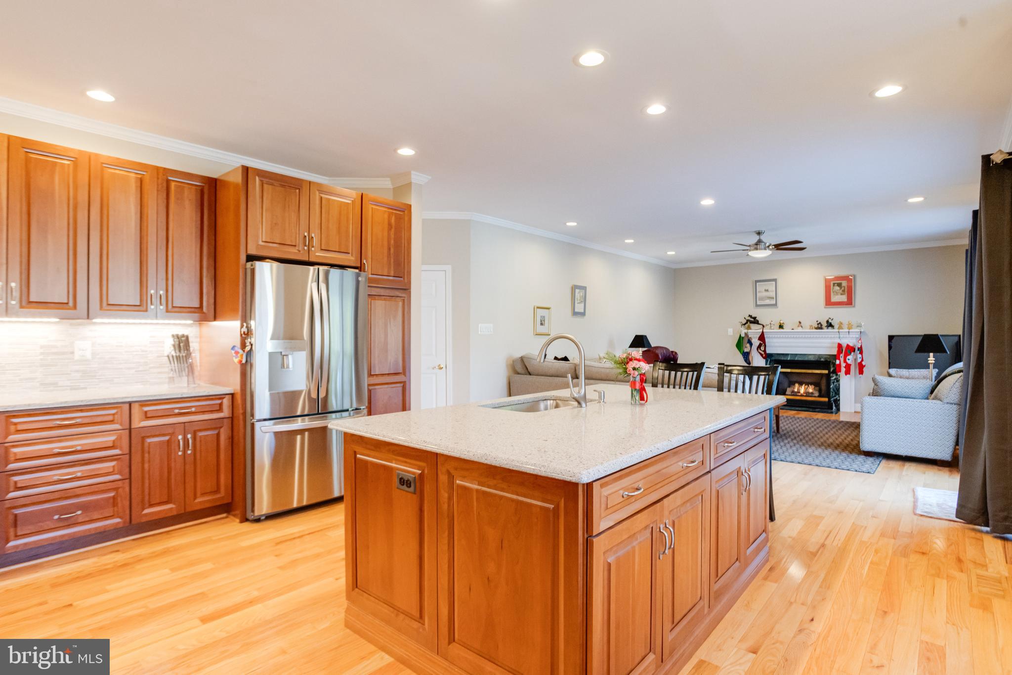 RIVERWALK - Residential