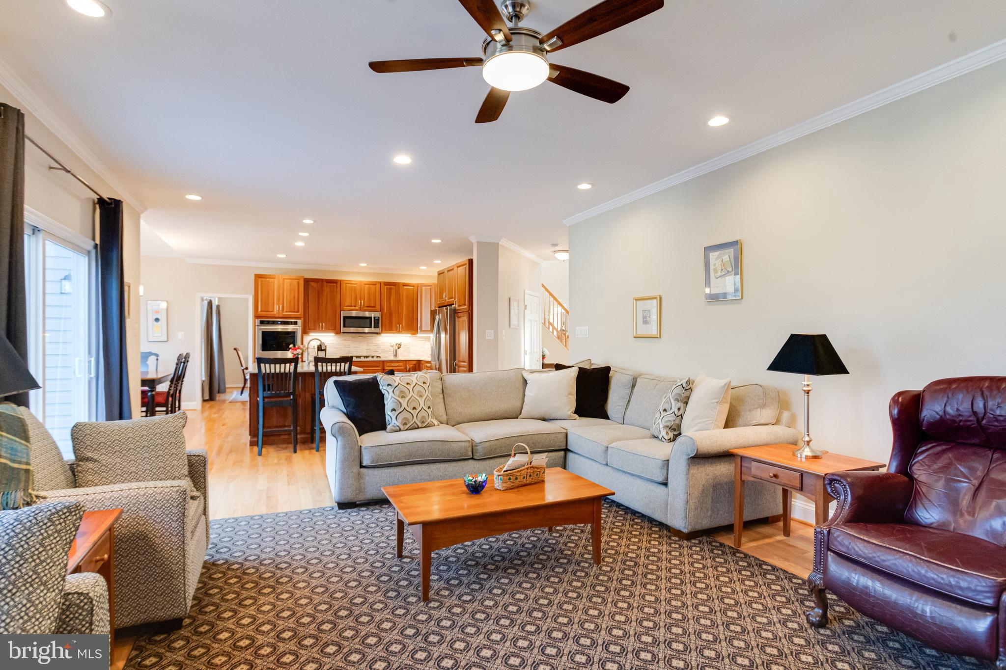 RIVERWALK - Residential