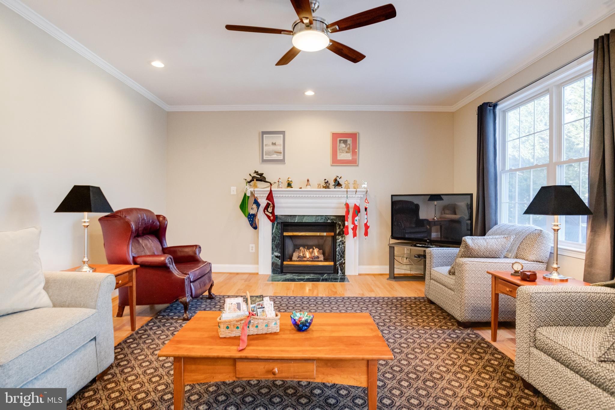 RIVERWALK - Residential