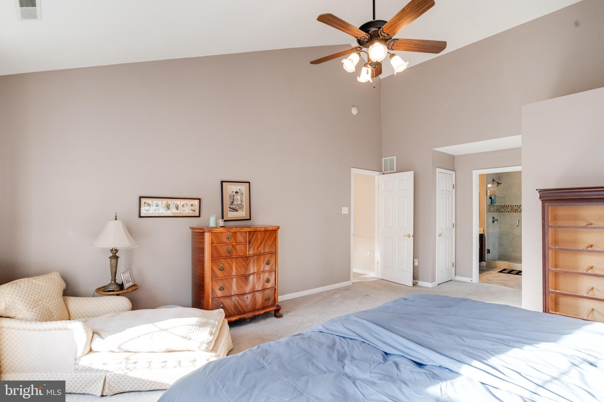 RIVERWALK - Residential