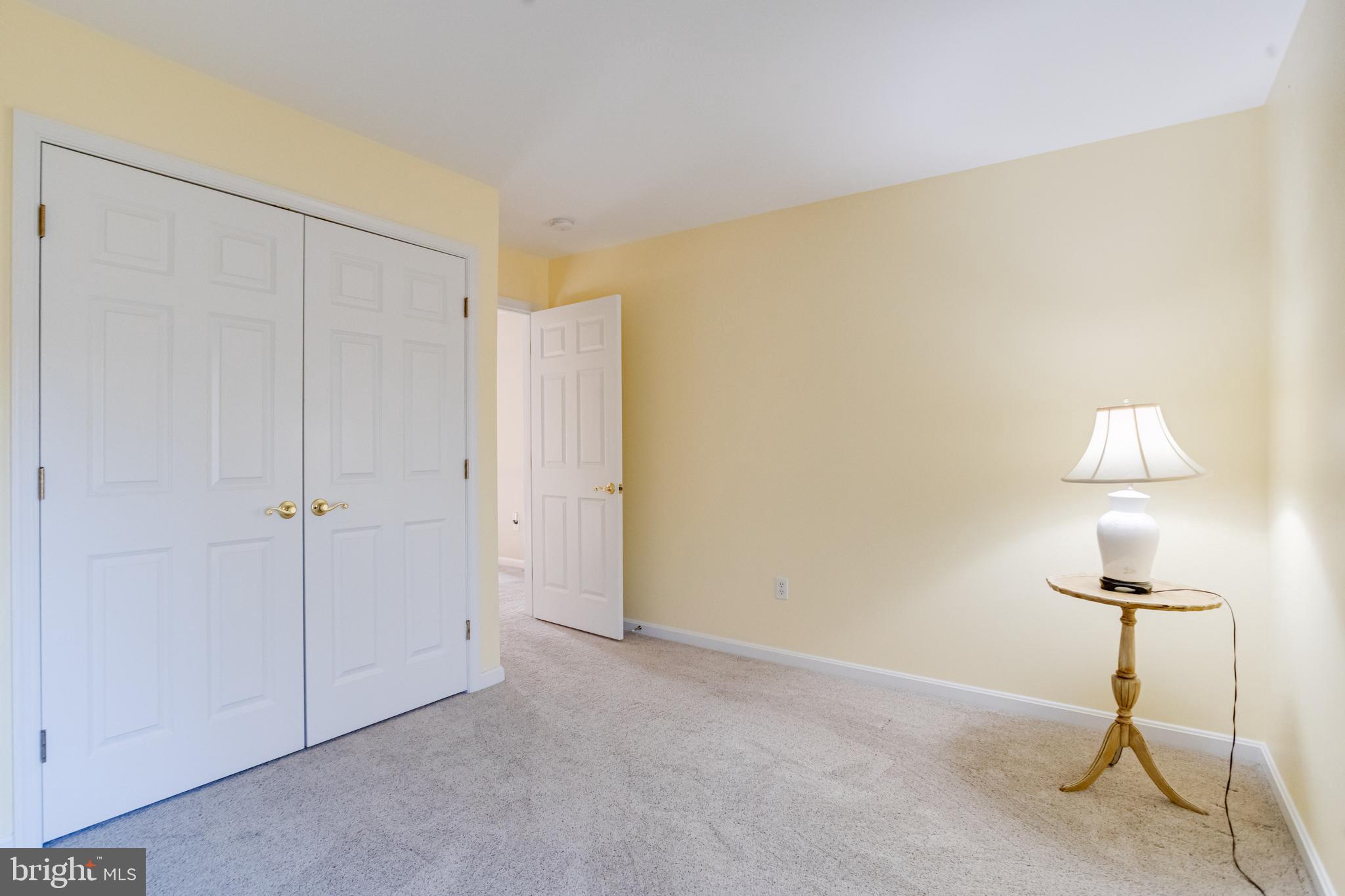 RIVERWALK - Residential