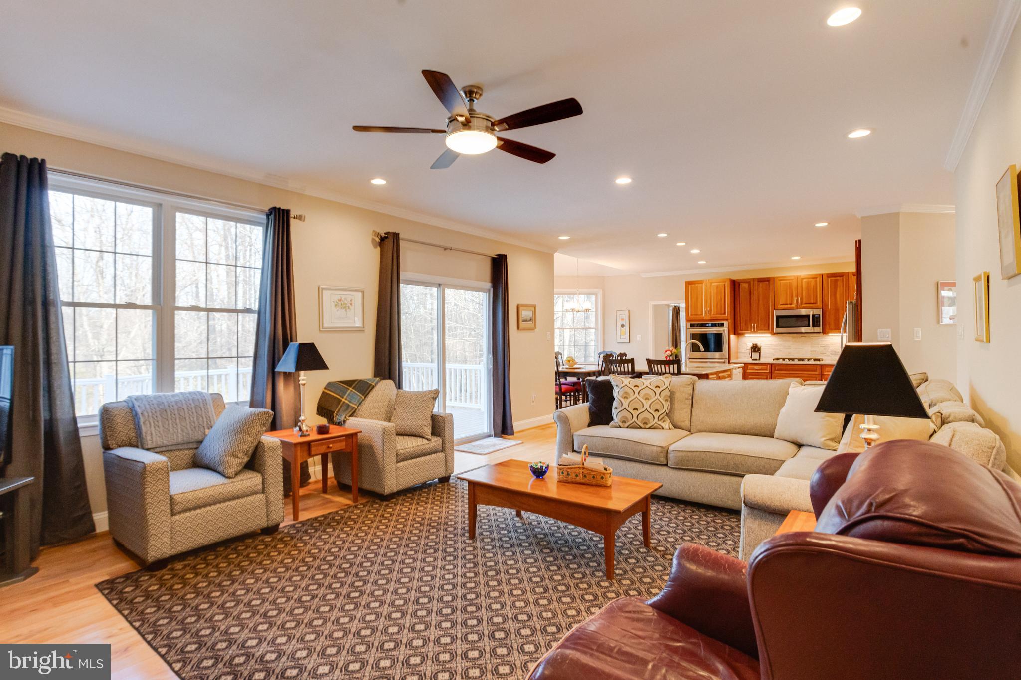 RIVERWALK - Residential