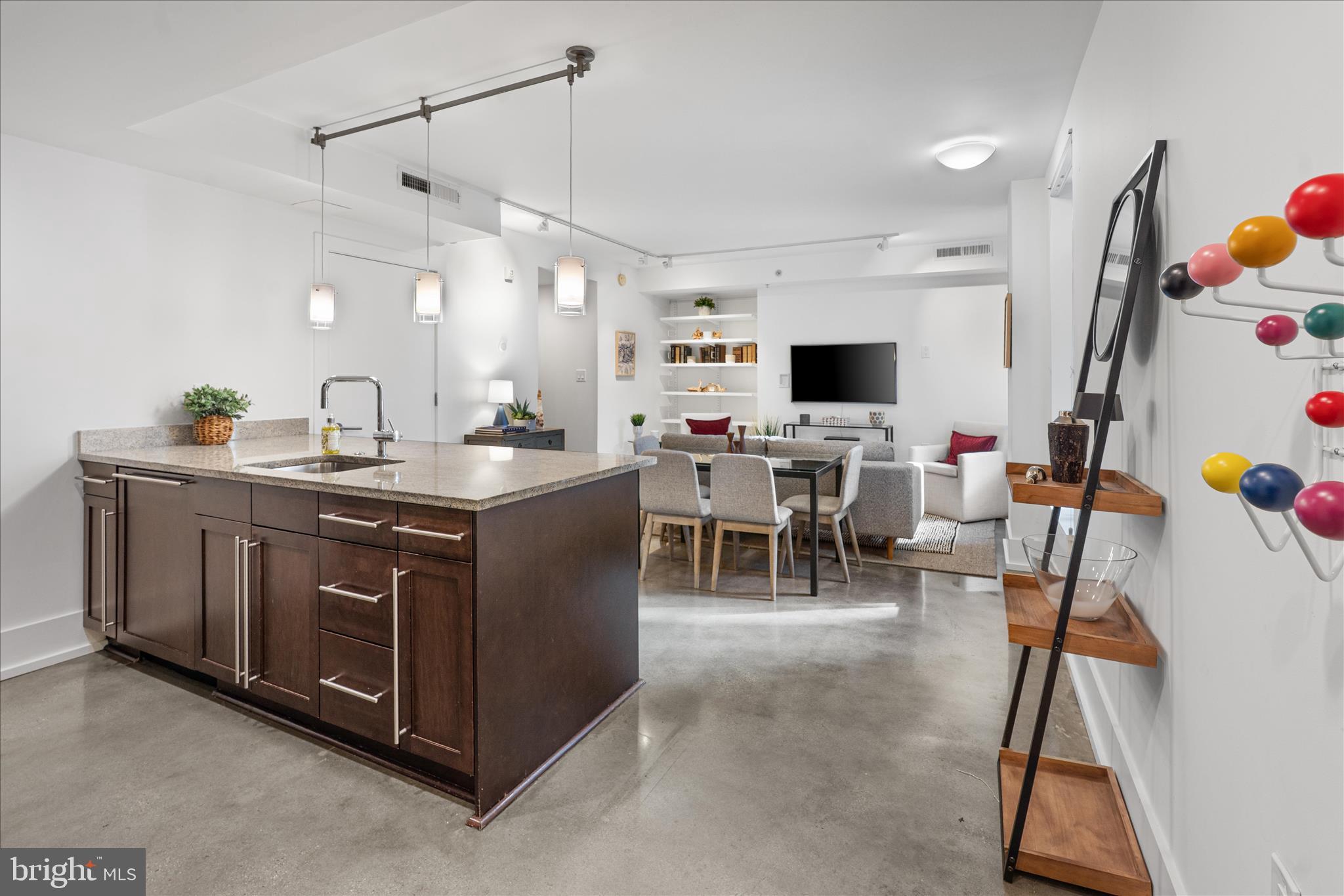 2818 CONNECTICUT AVENUE NW 104