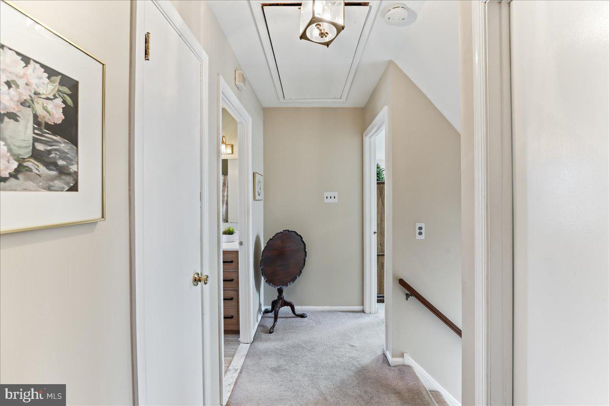 HOLLY HOUSE - Residential