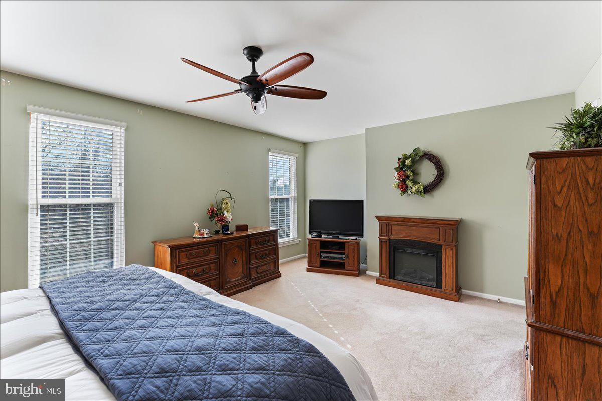 HOLLY HOUSE - Residential