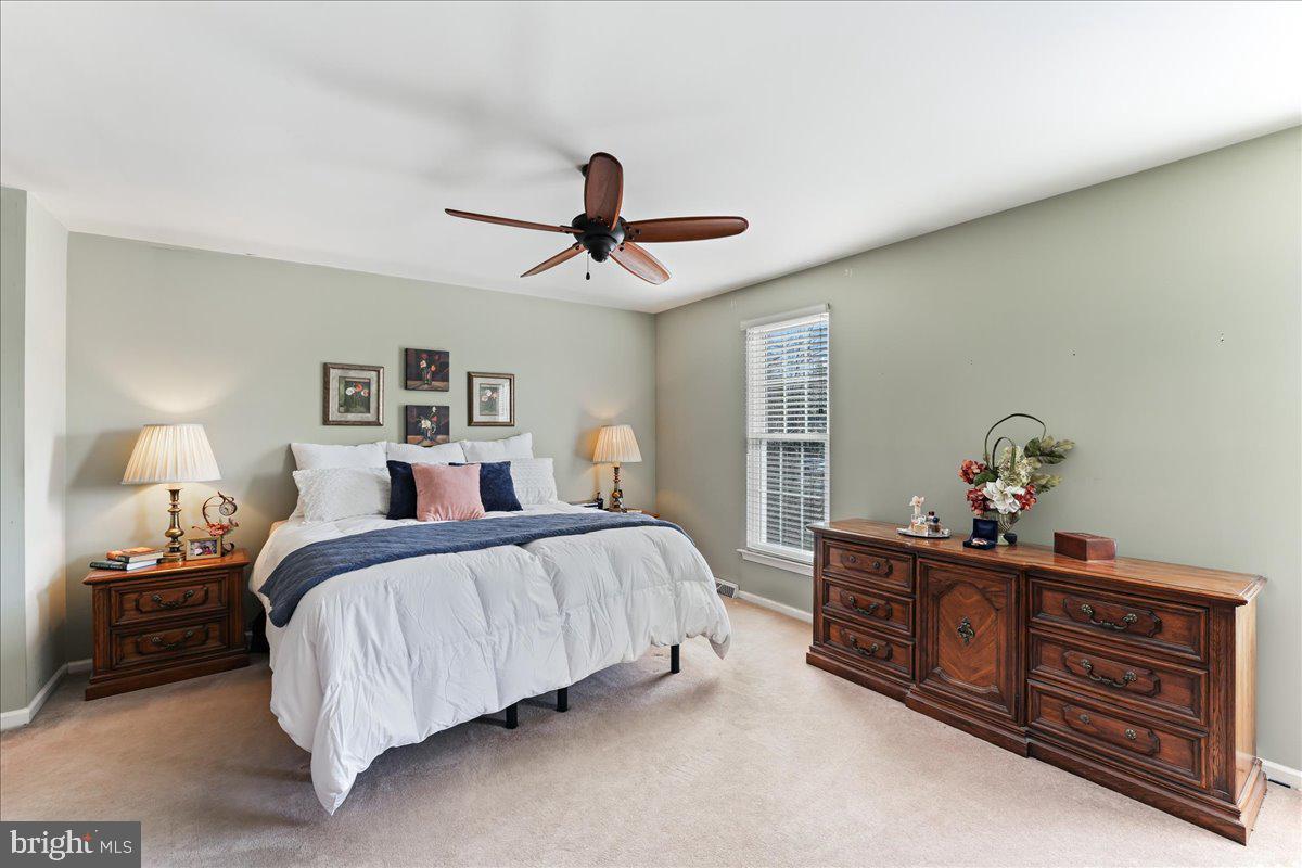 HOLLY HOUSE - Residential