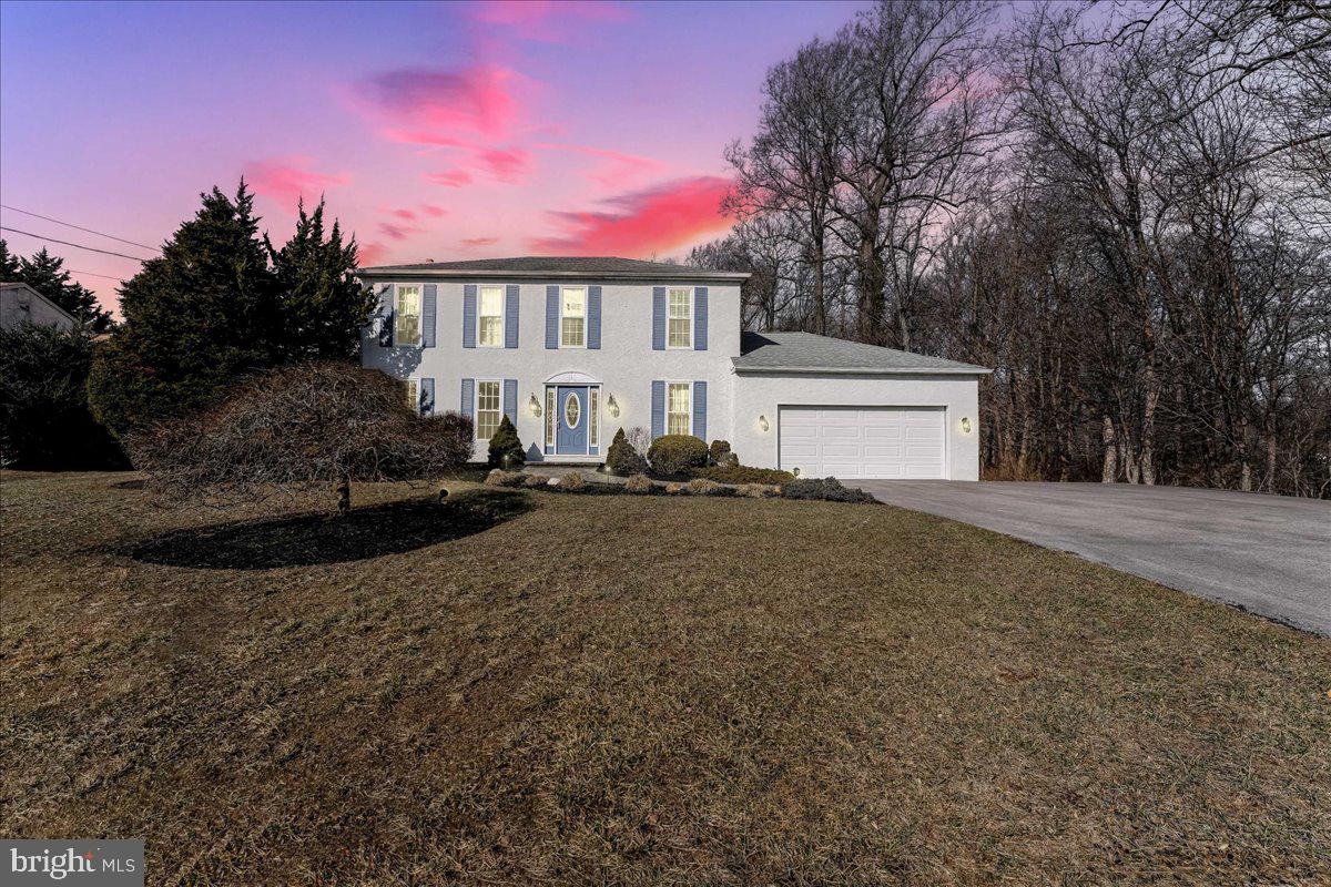 HOLLY HOUSE - Residential