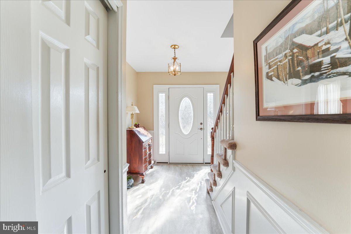 HOLLY HOUSE - Residential