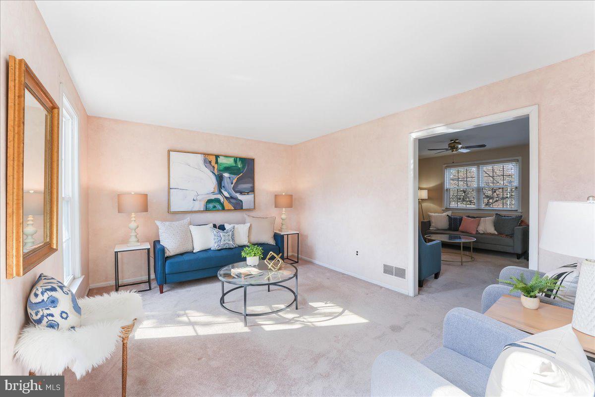 HOLLY HOUSE - Residential