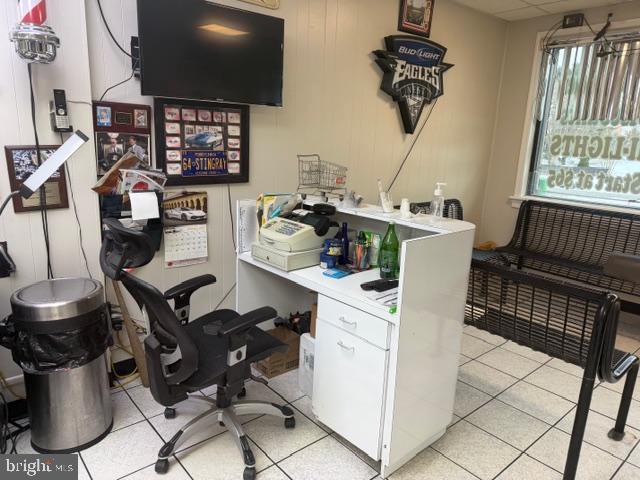 TORRESDALE (WEST) - Commercial Sale