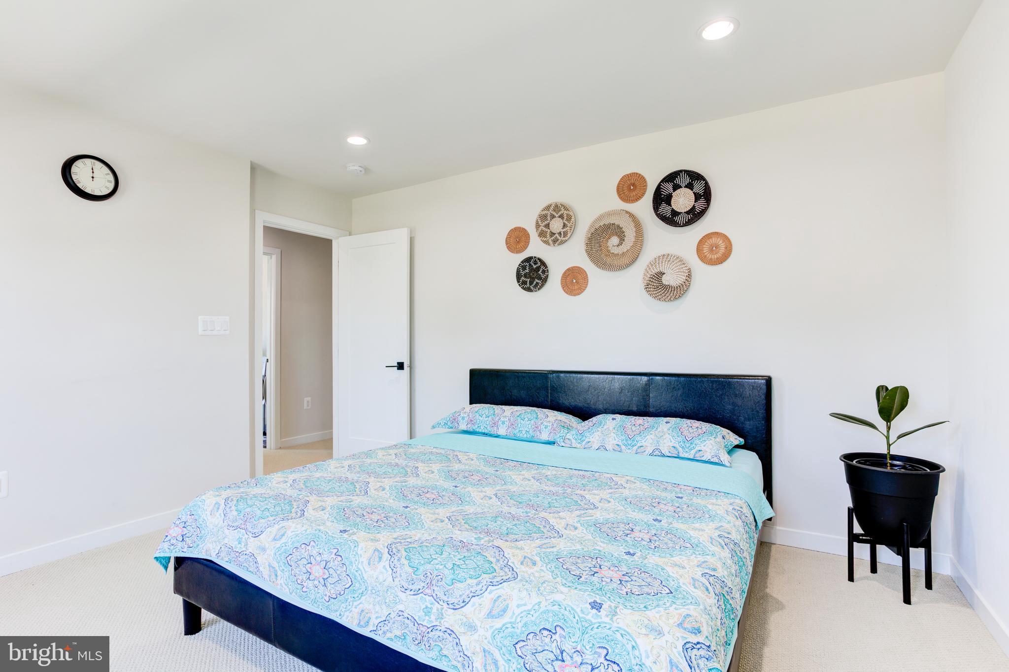 LENAH MILL - THE PARKER - Residential Lease