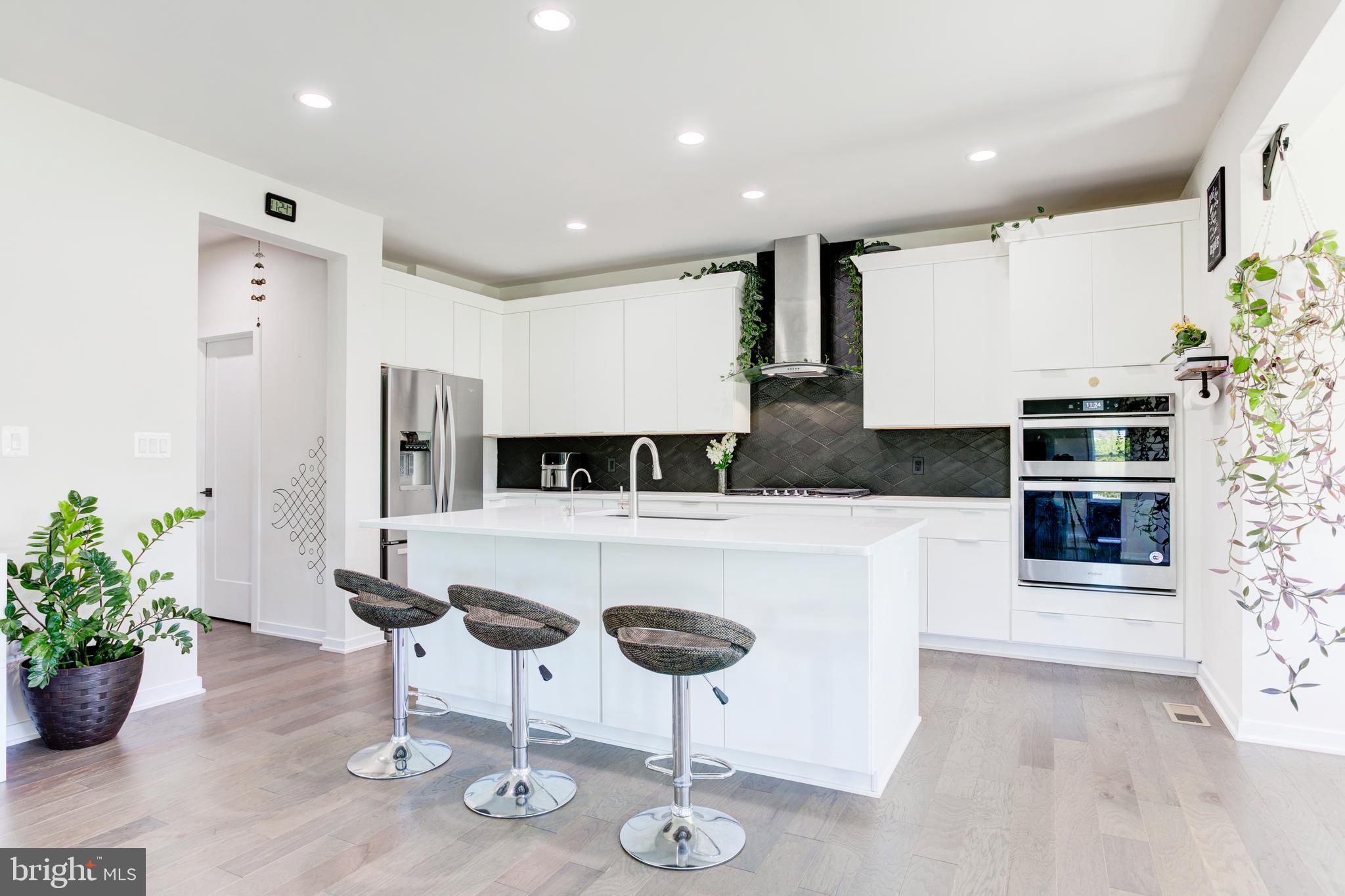 LENAH MILL - THE PARKER - Residential Lease