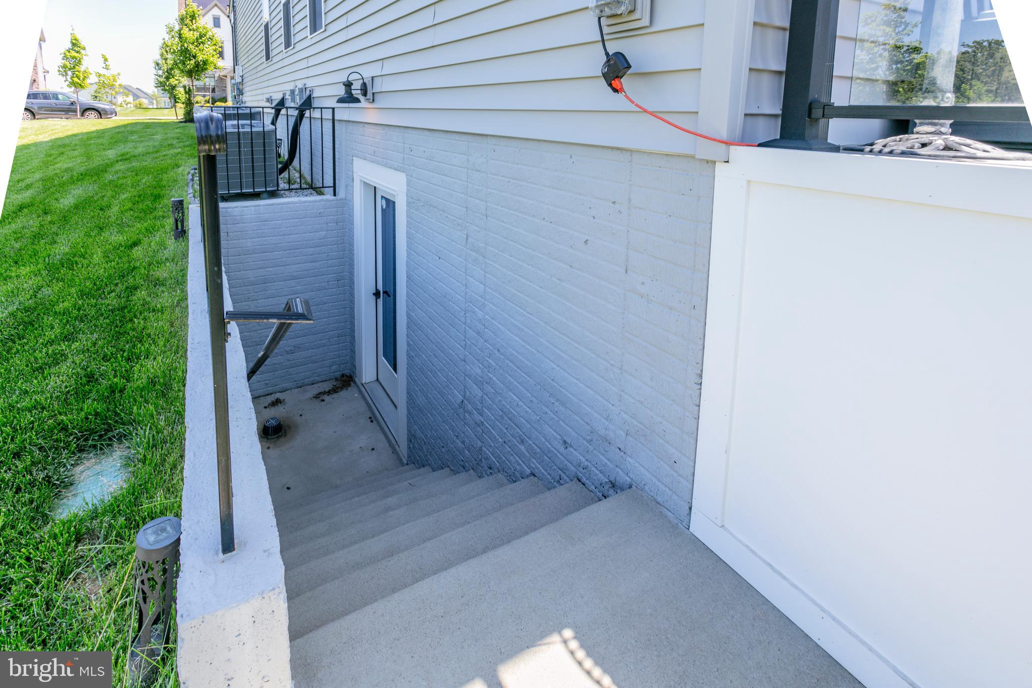 LENAH MILL - THE PARKER - Residential Lease