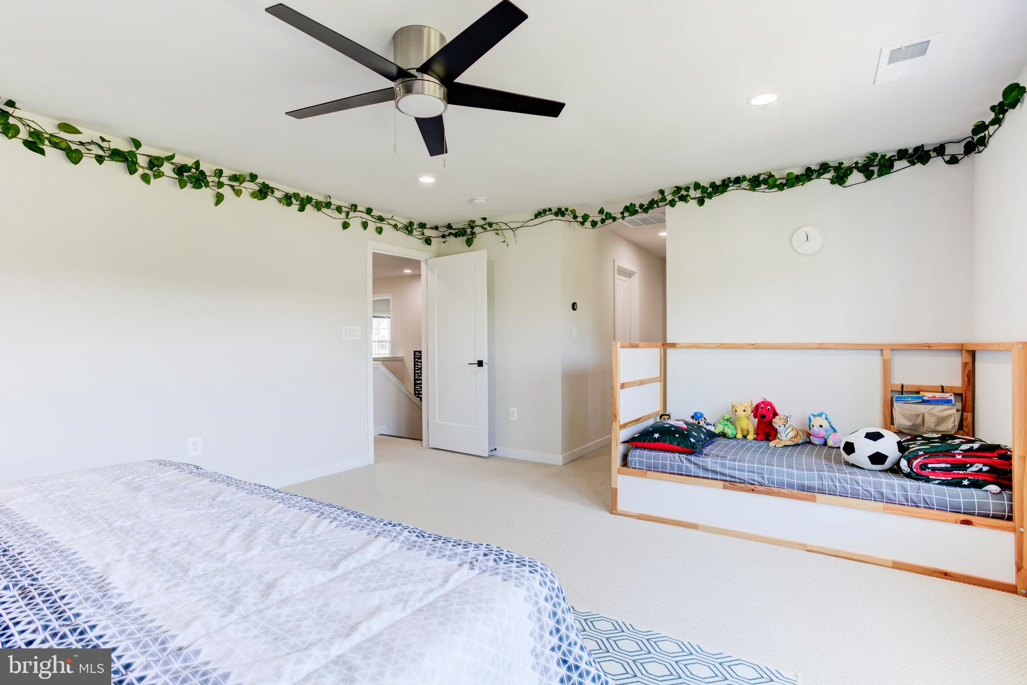 LENAH MILL - THE PARKER - Residential Lease