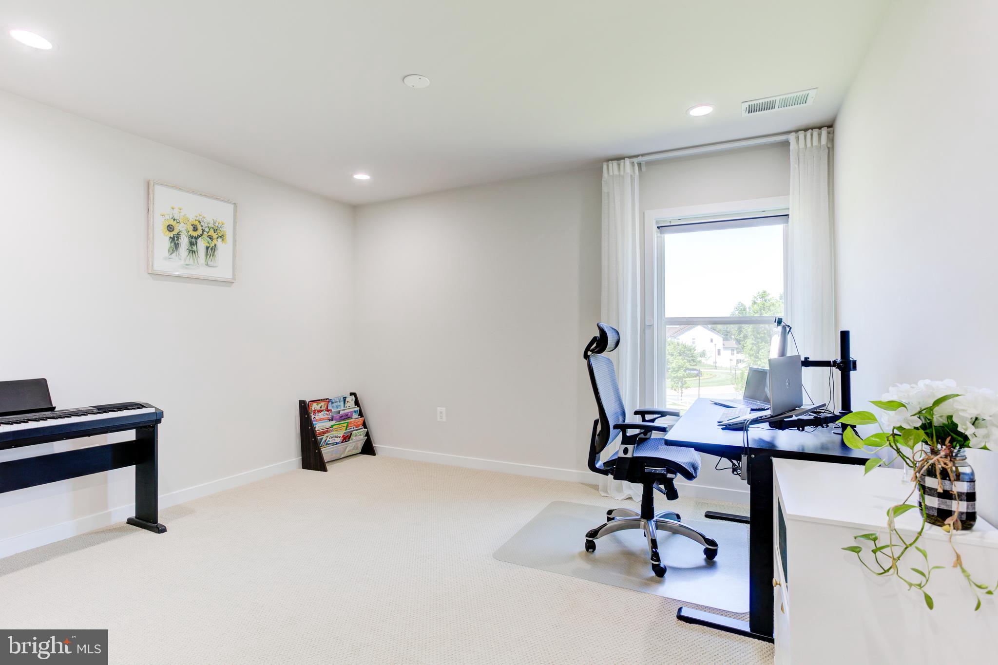 LENAH MILL - THE PARKER - Residential Lease