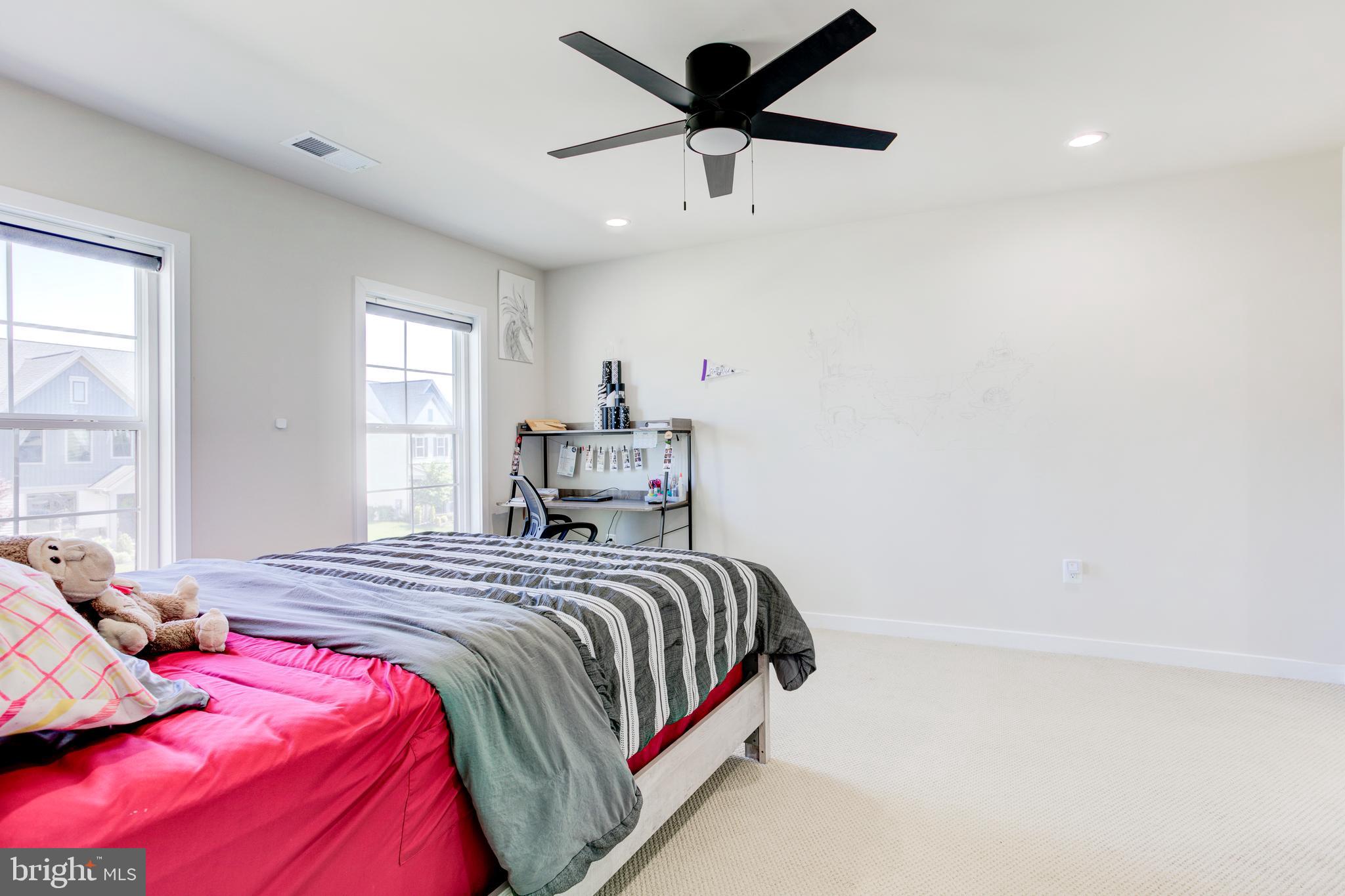 LENAH MILL - THE PARKER - Residential Lease