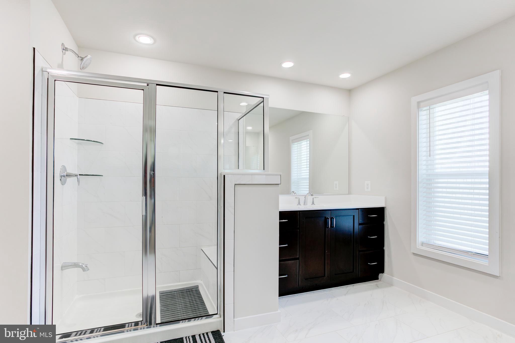 LENAH MILL - THE PARKER - Residential Lease