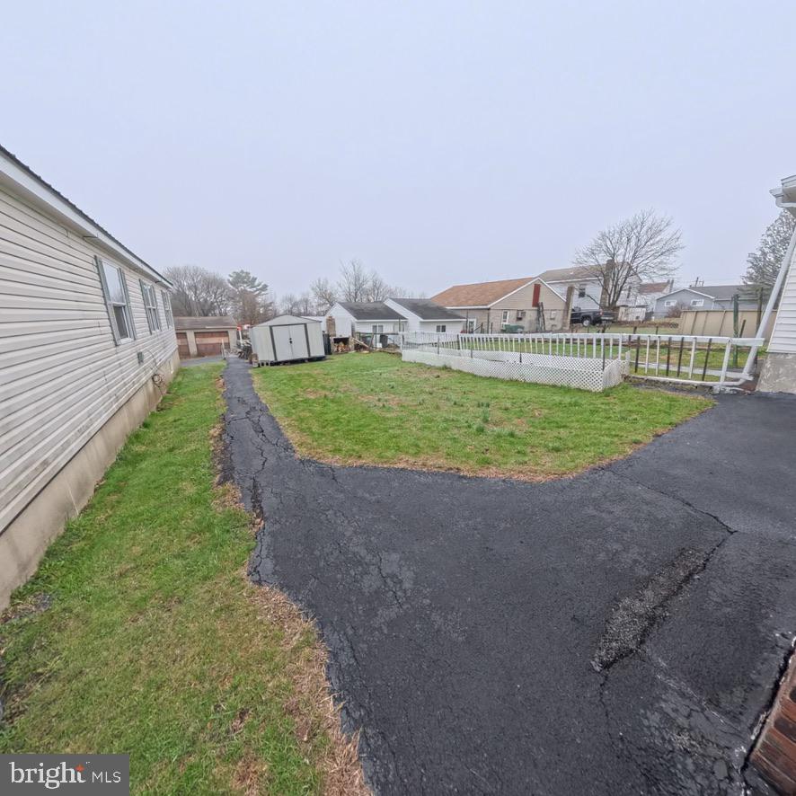 FRACKVILLE - Residential