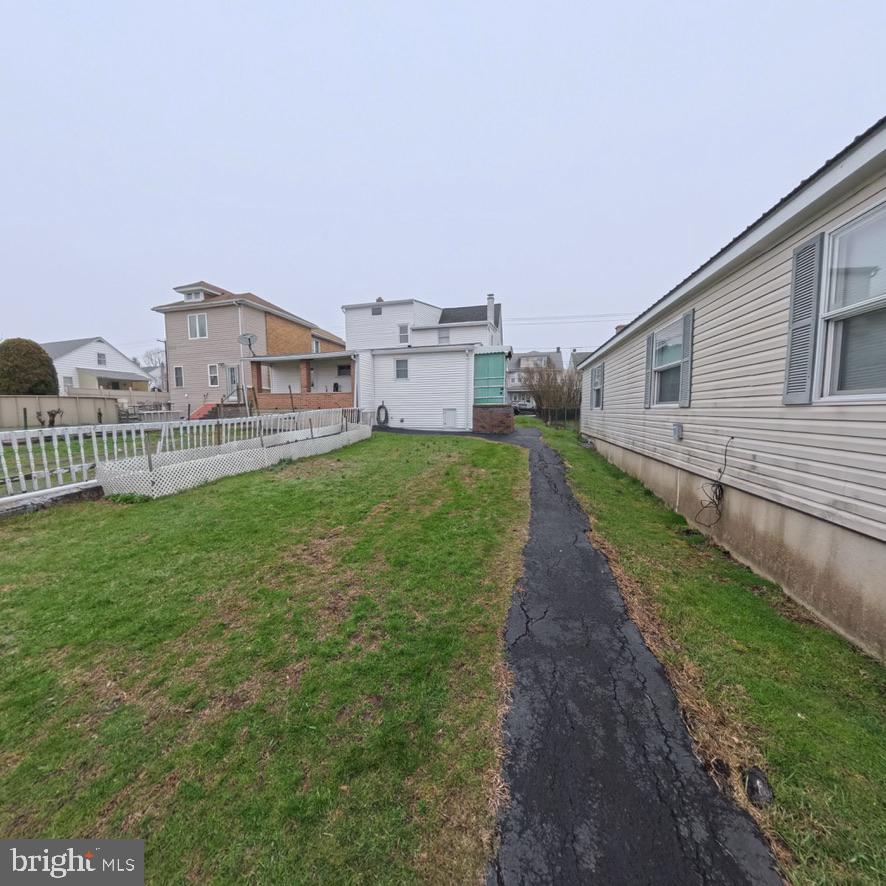 FRACKVILLE - Residential